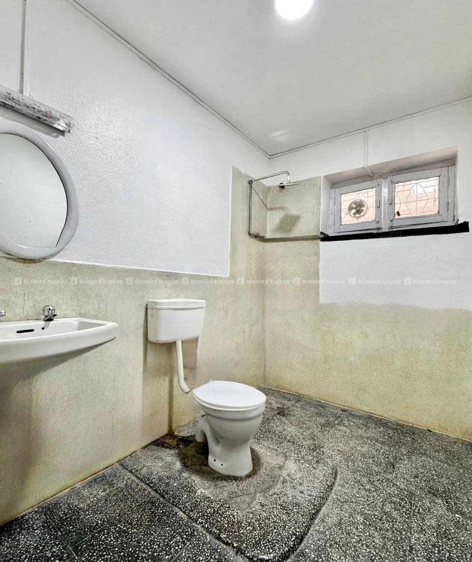 Semi Furnished Flat on rent at Jhamsikhel 3