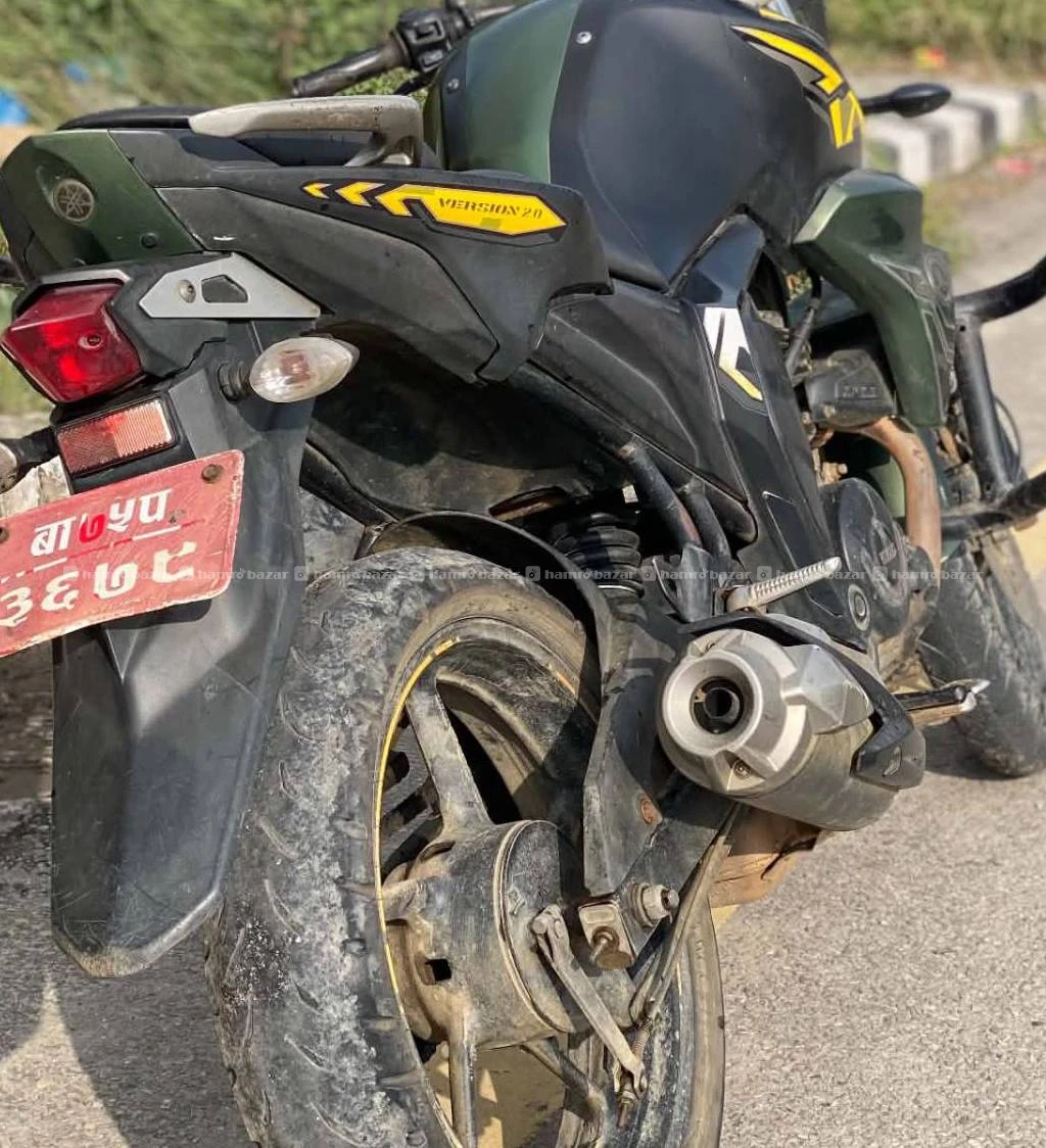 Yamaha fz v2 75lot 2016model super fresh condition 3