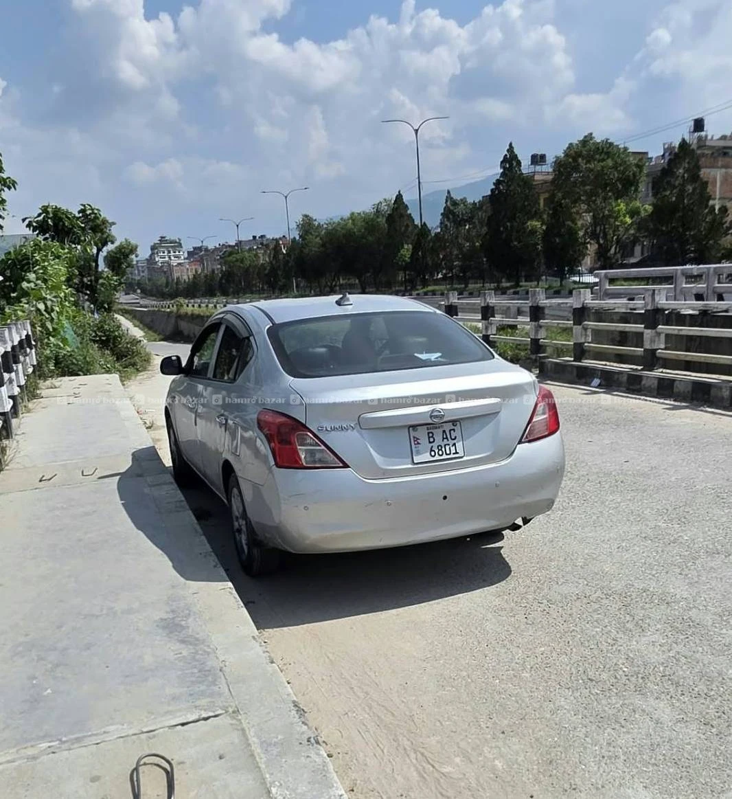 Nissan sunny 2013 model
9818846575 or 9768397661 4