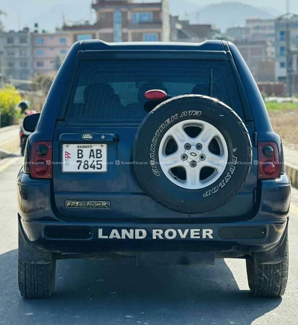 Land rover 1999 model 
9818846575 or 9768397661
