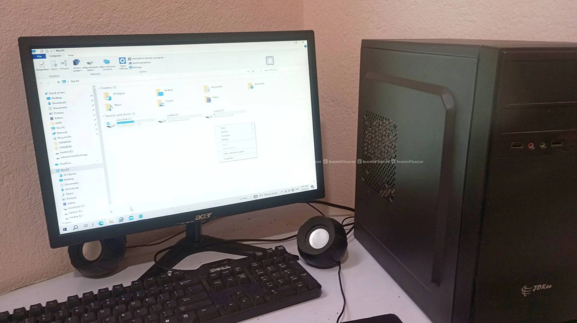 Desktop computer i3 4 gen
Hd:1tb
Ram:2gb
