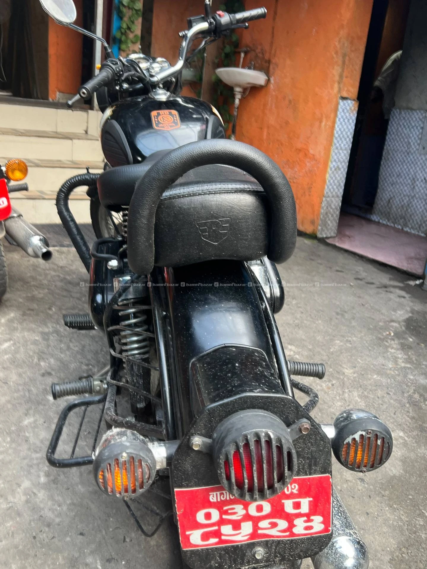 Classic bullet 350 cc
