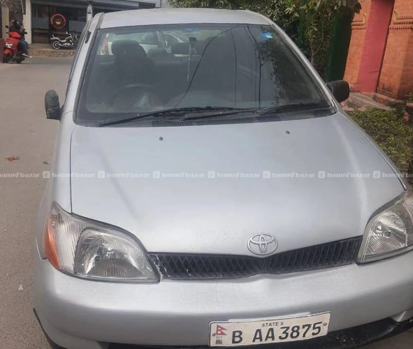 opel echo toyota car 2001 model Petrol