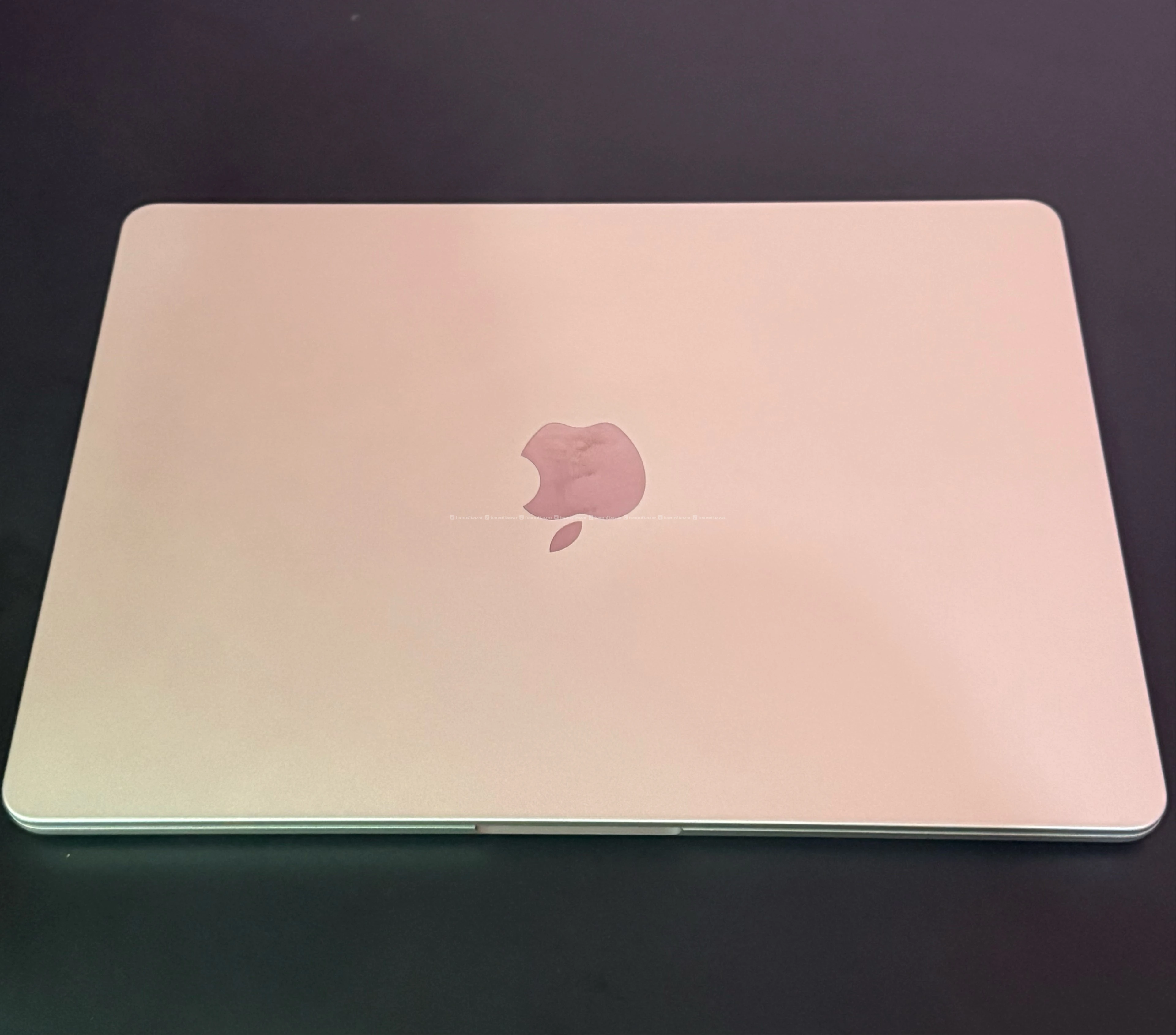 Macbook Air M2 (97% BH and 76 Cycle count)
