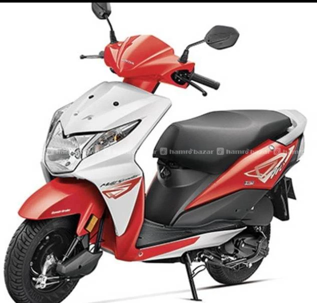 स्कुटी बिक्रीमा