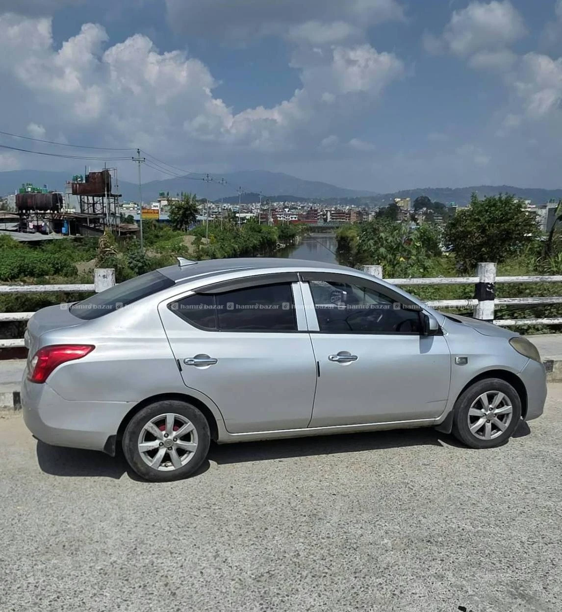 Nissan sunny 2013 model
9818846575 or 9768397661 2