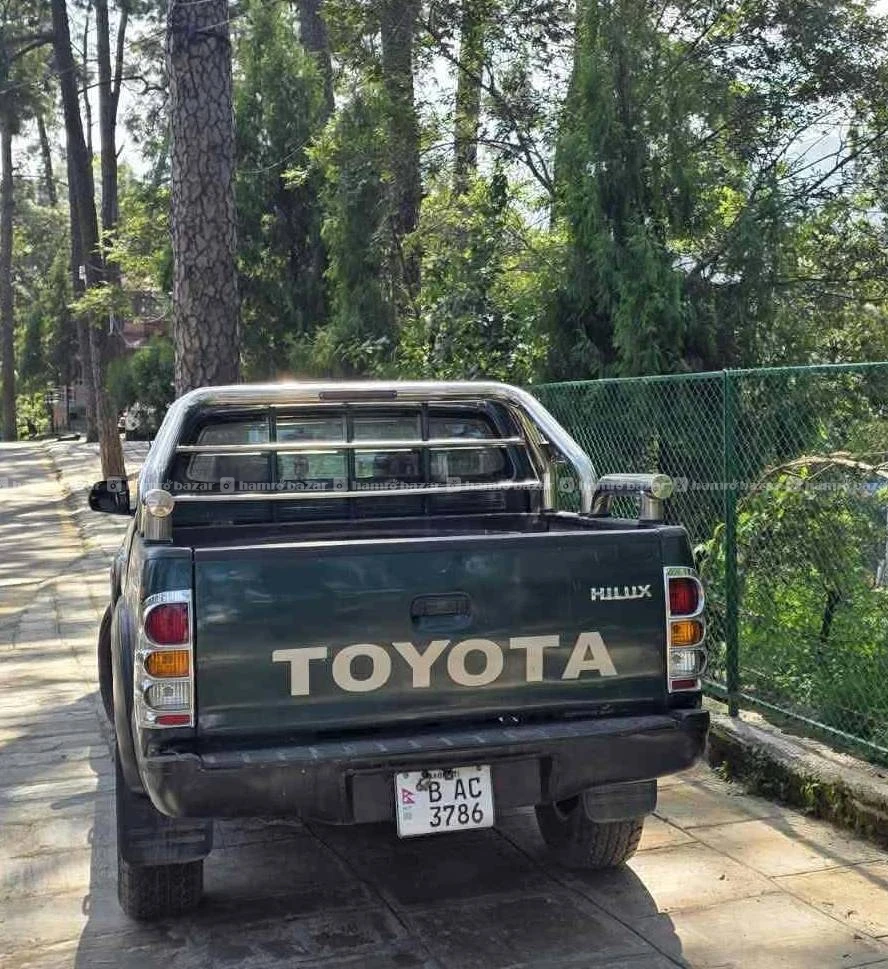 Hilux 2009 model
9818846575 or 9768397661 3