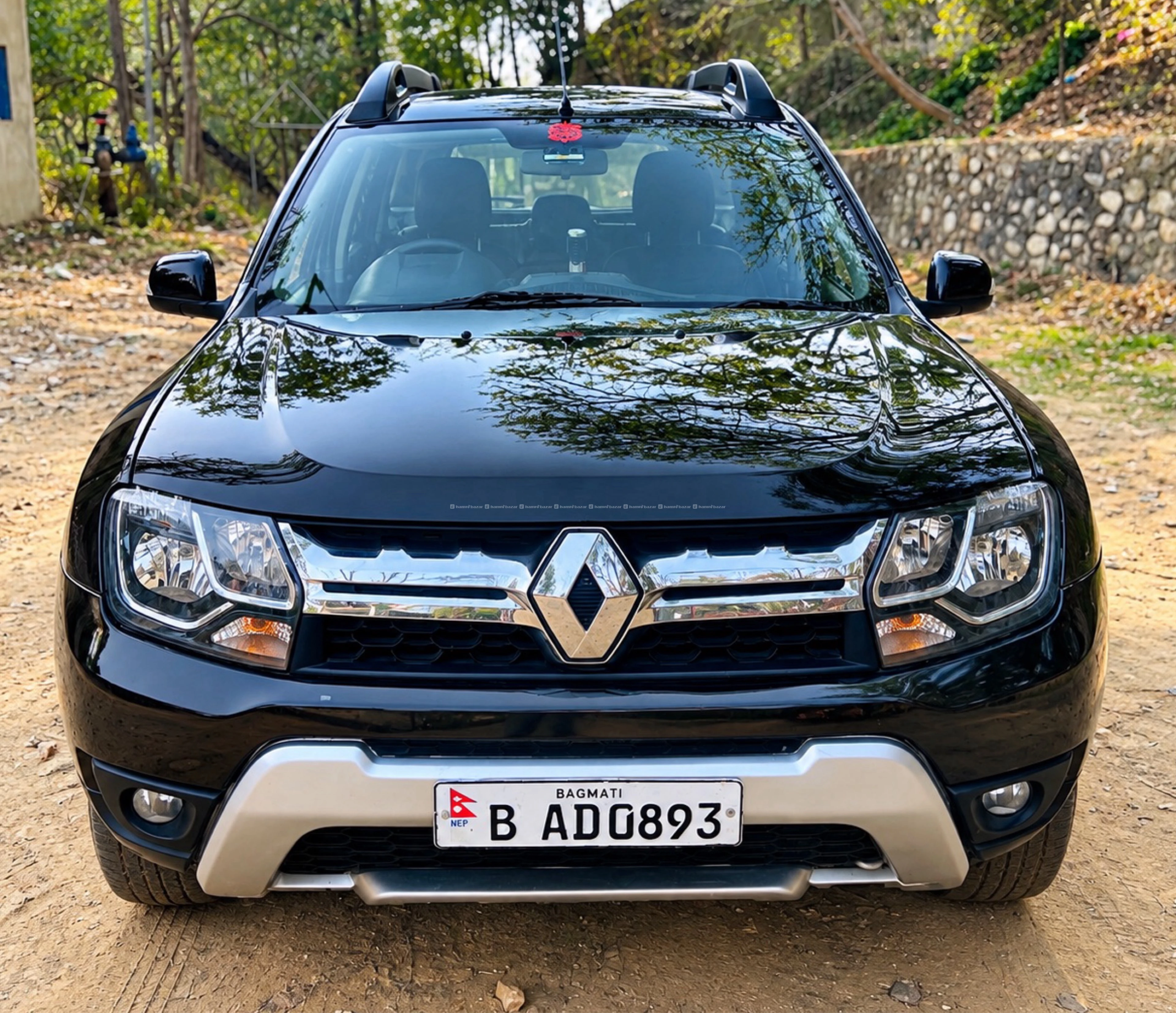 Renault Duster RXZ+ 4wd Single handed jeep