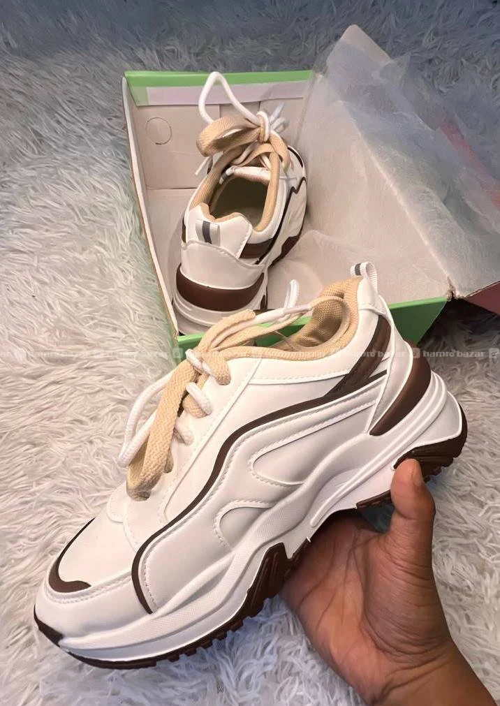 ShoeFever Ladies Sneakers – Premium Style 2