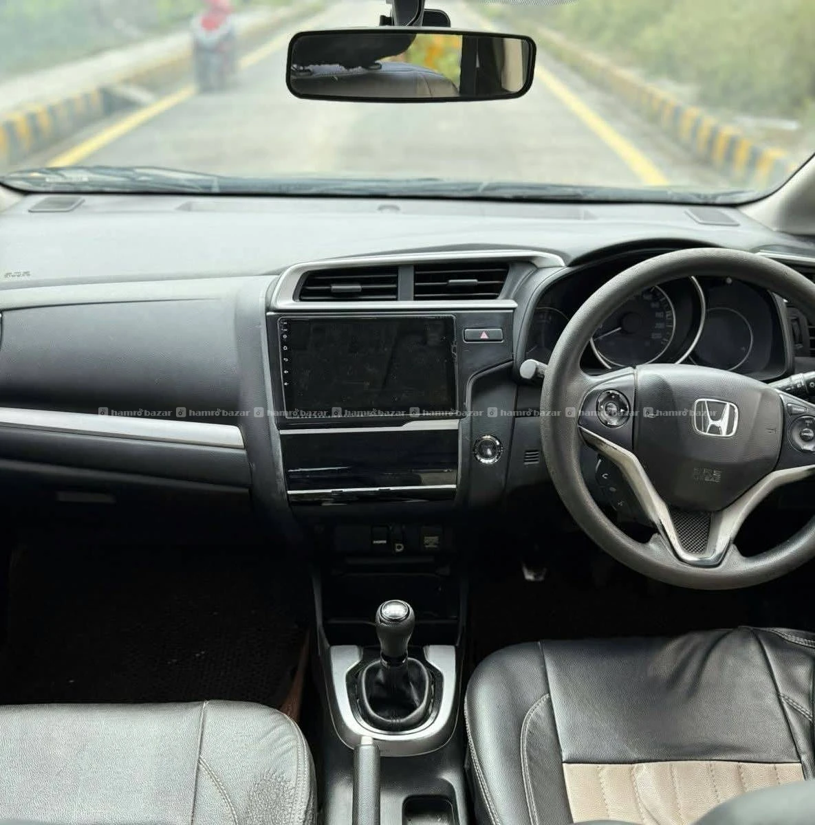 Honda WRV 2018 model
Single hand
9818846575 5