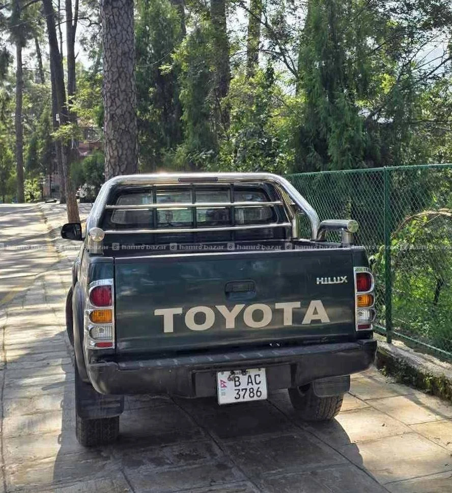 Toyota Hilux 2009 model
9818846575 or 9768397661 2