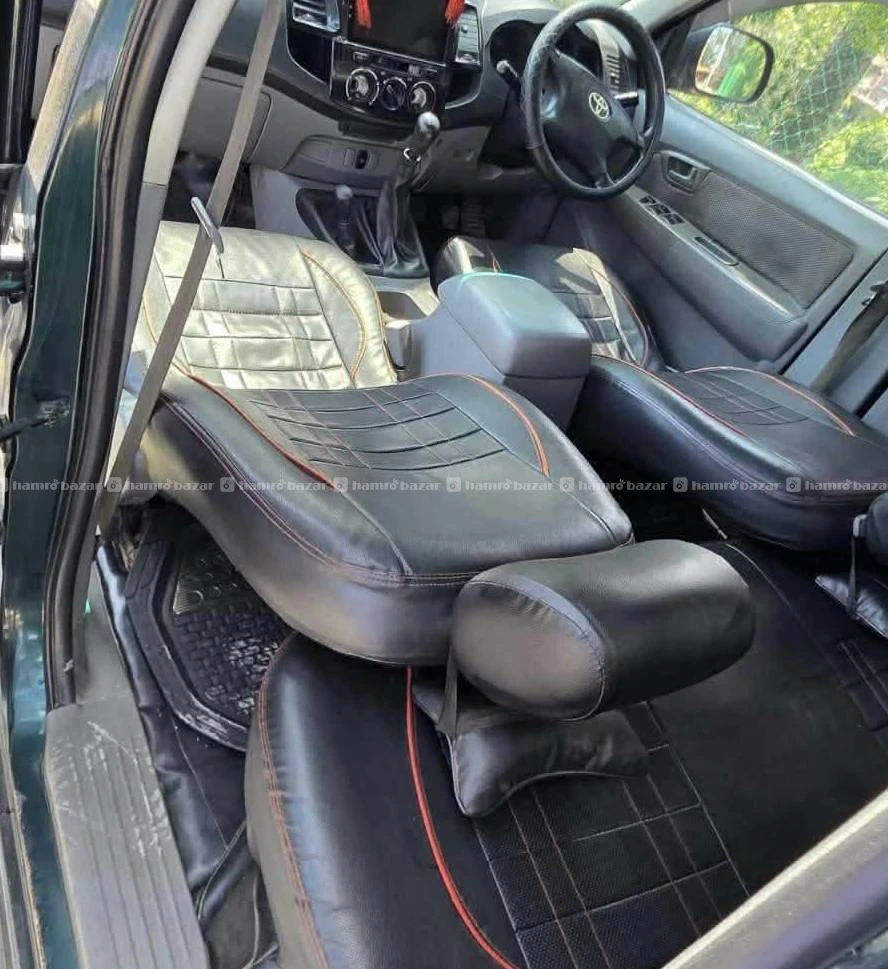 Toyota Hilux 2009 model
9818846575 or 9768397661 3