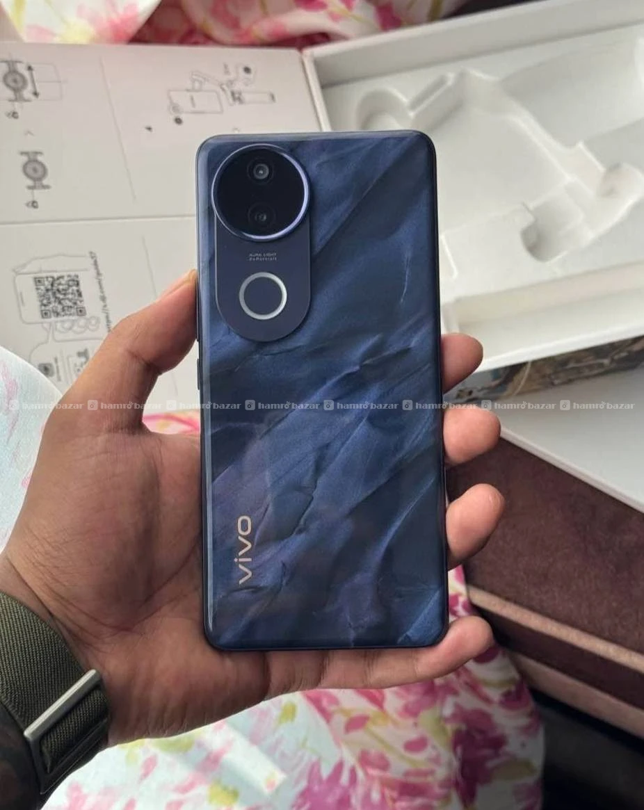 Vivo T4R 8/128gb No box comes withoriginal charger