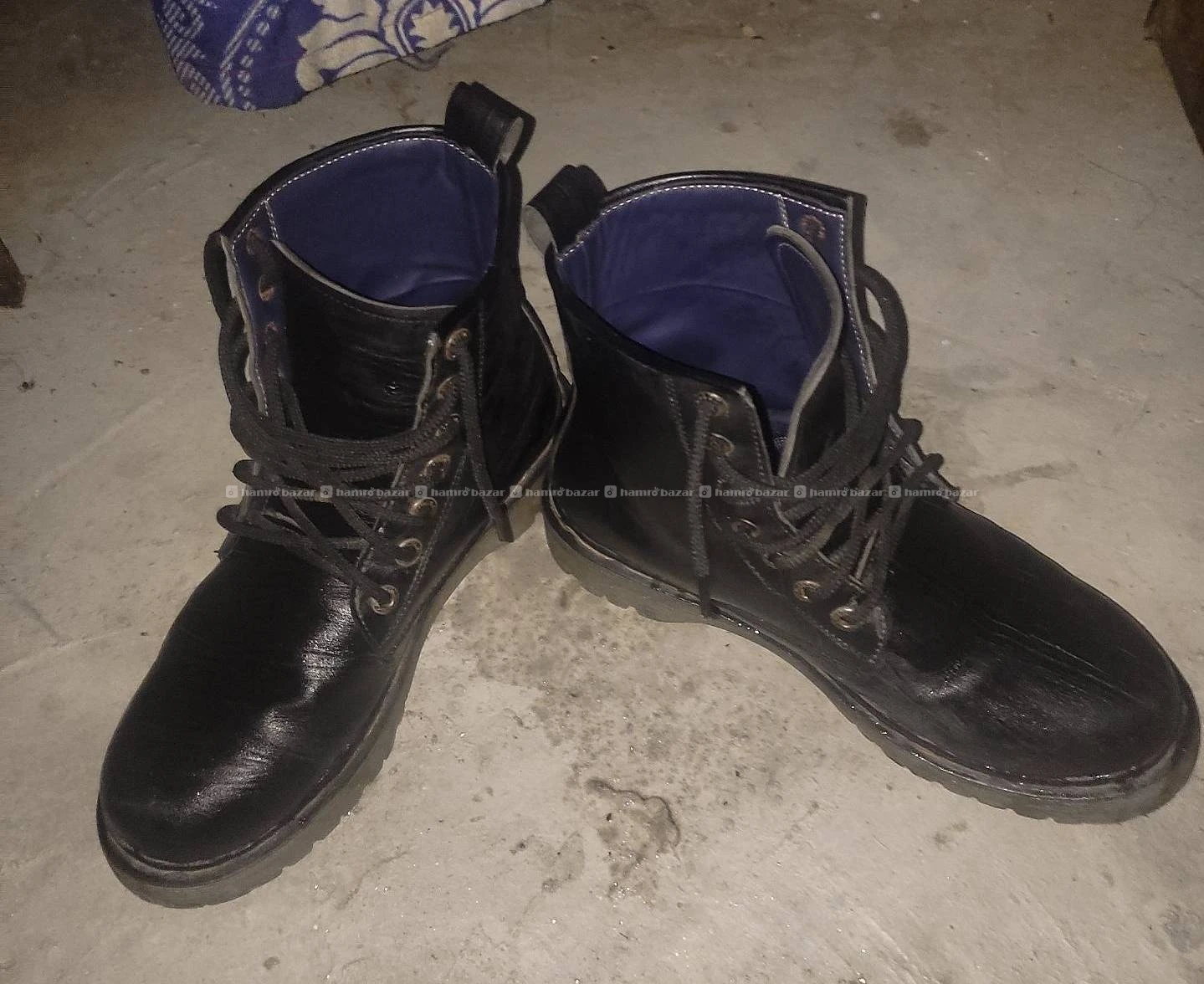 MARTIN Shoes - Size 42 For Sale