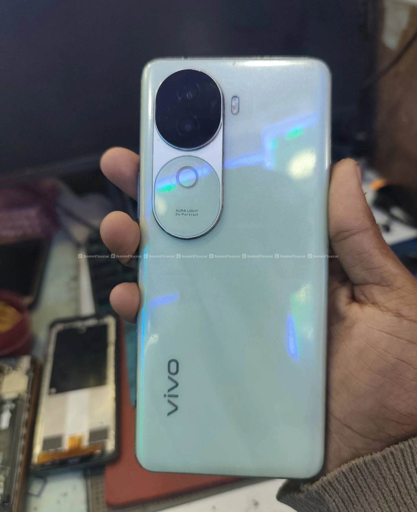 Vivo v40e 
8/256