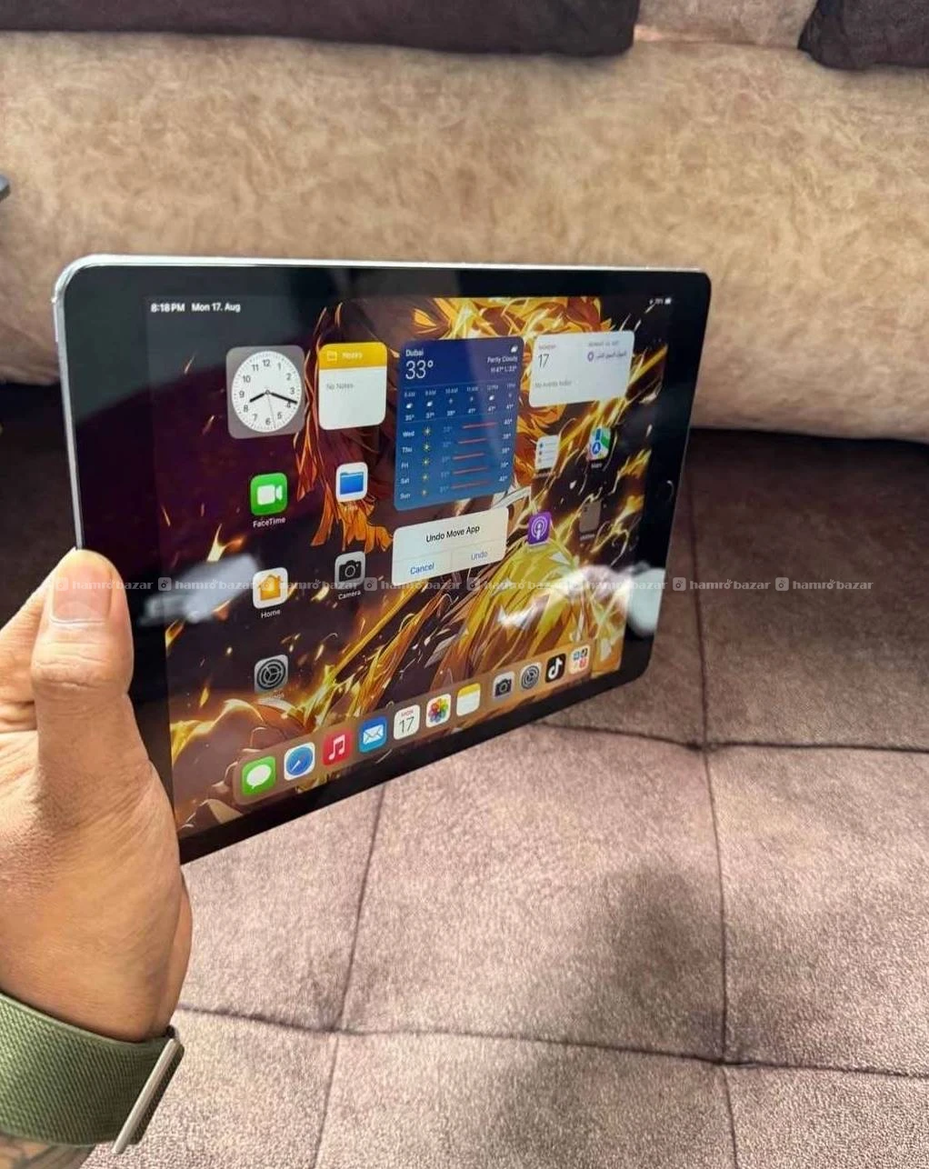 Ipad 9th gen 64gb comes with charger 3