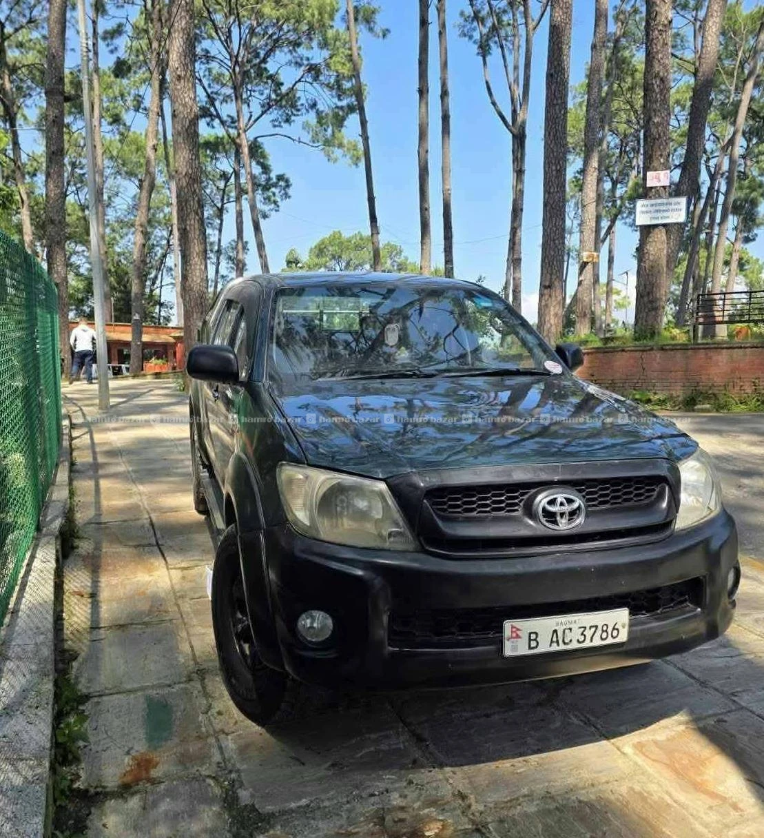 Toyota Hilux 2009 model
9818846575 or 9768397661 5