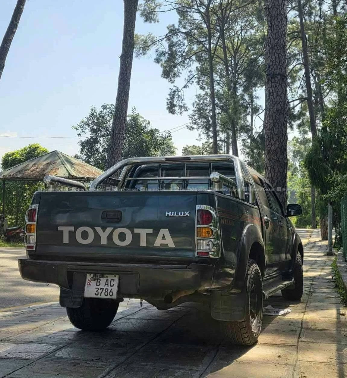Toyota Hilux 2009 model 
9818846575 or 9768397661