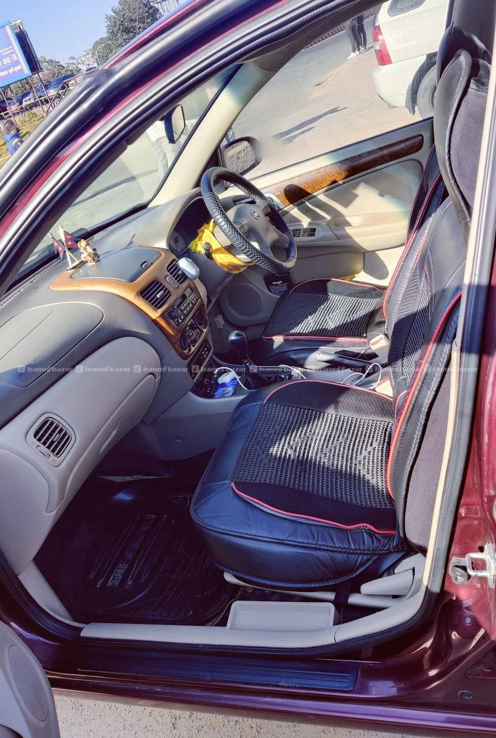Nissan super salon 4