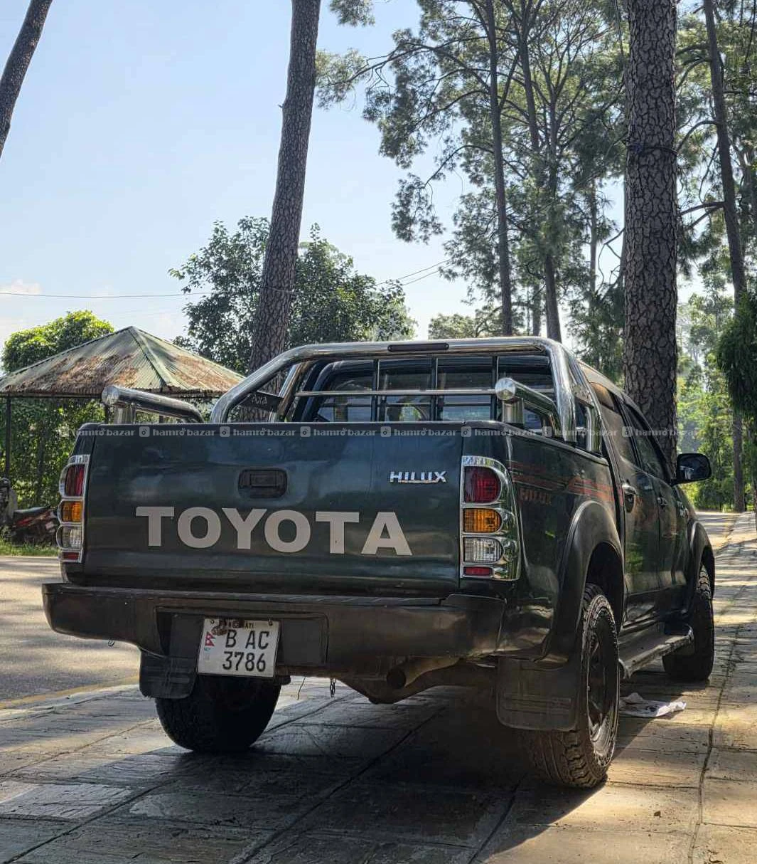 Hilux 2009 model
