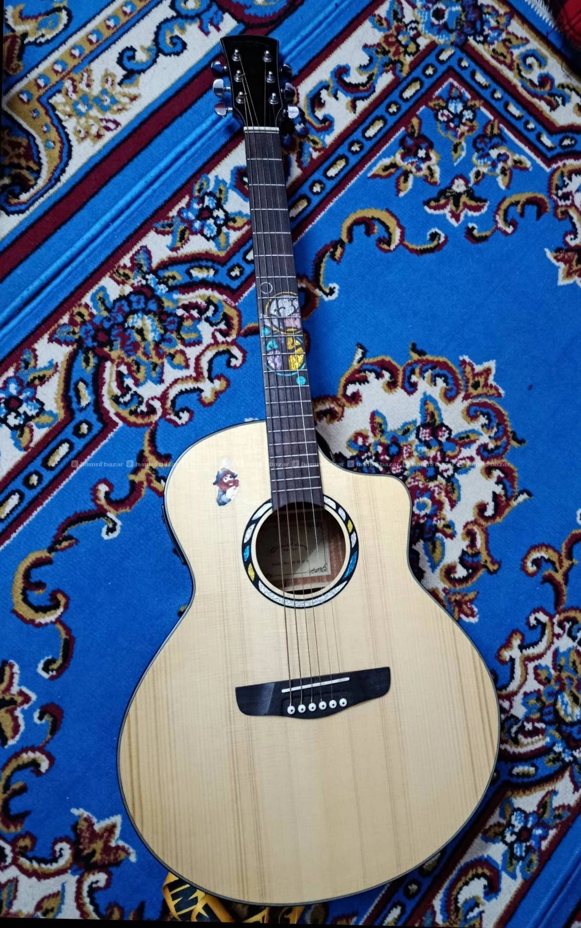 Aguestic guitar