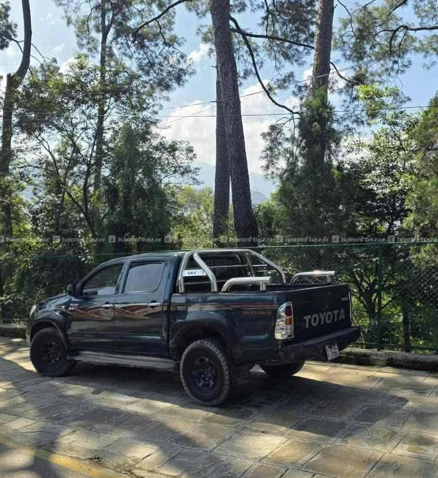 Toyota Hilux 2009 model
9818846575 or 9768397661 6