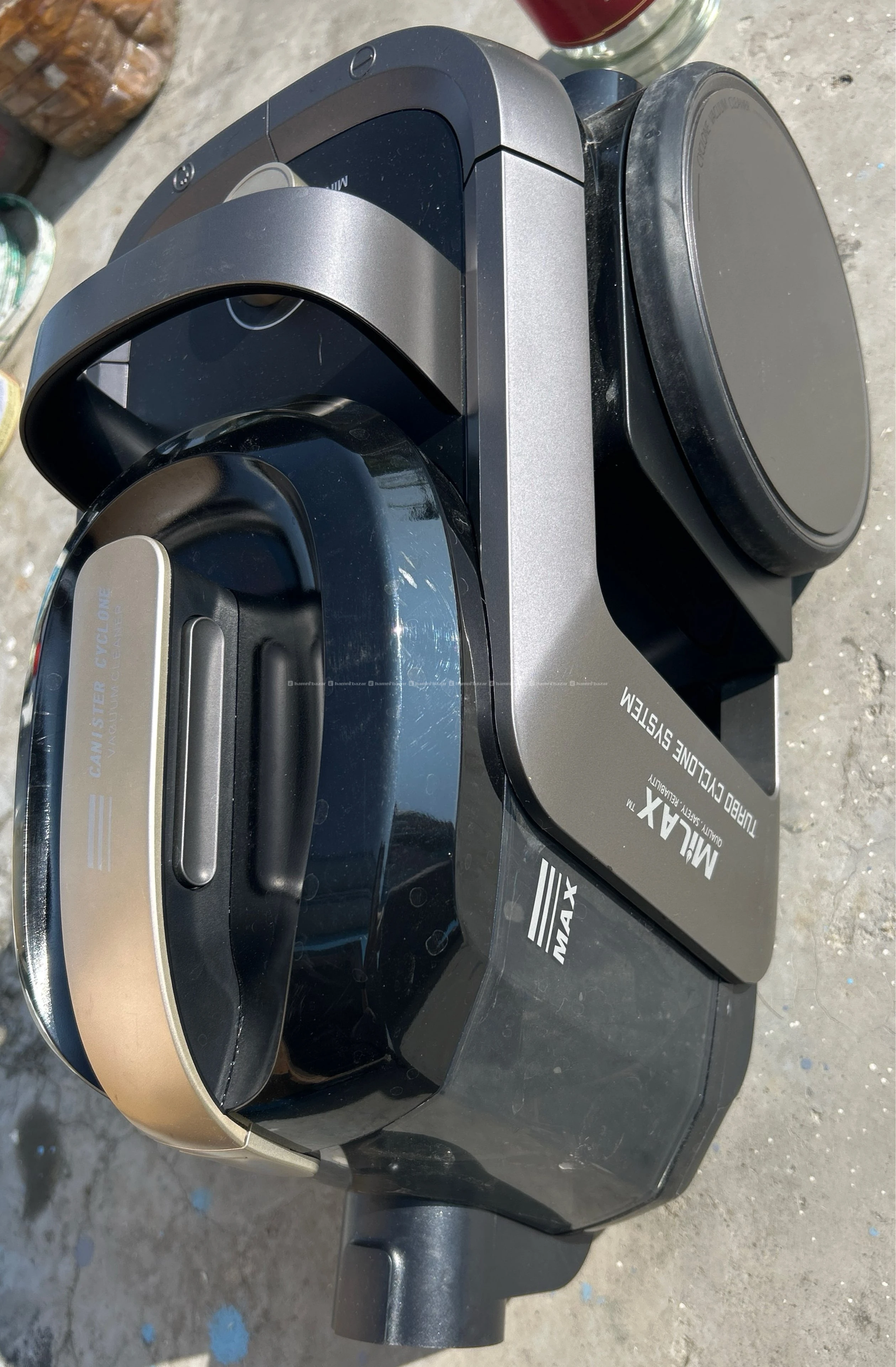 Vacuum cleaner