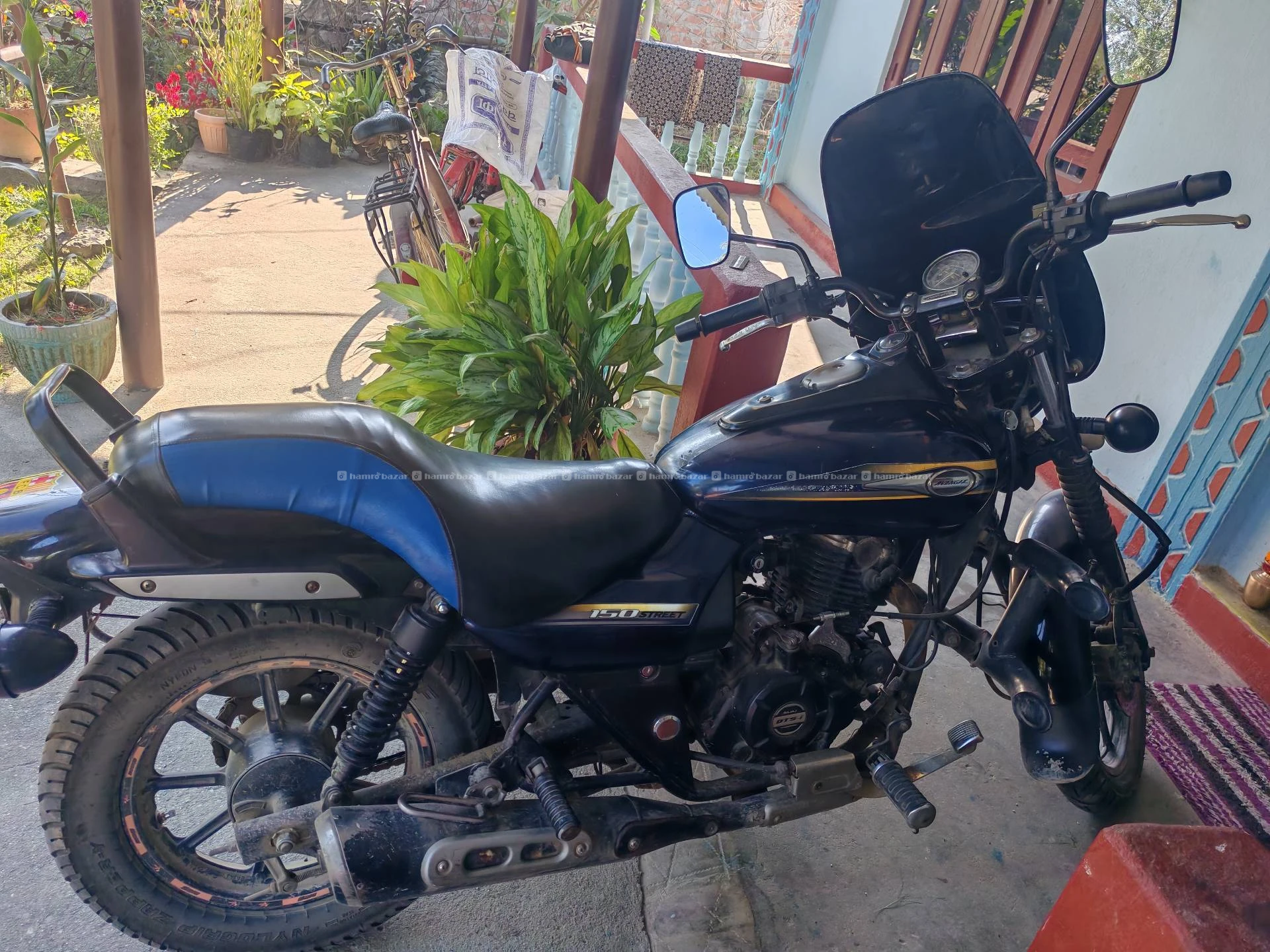 Avenger 150 street