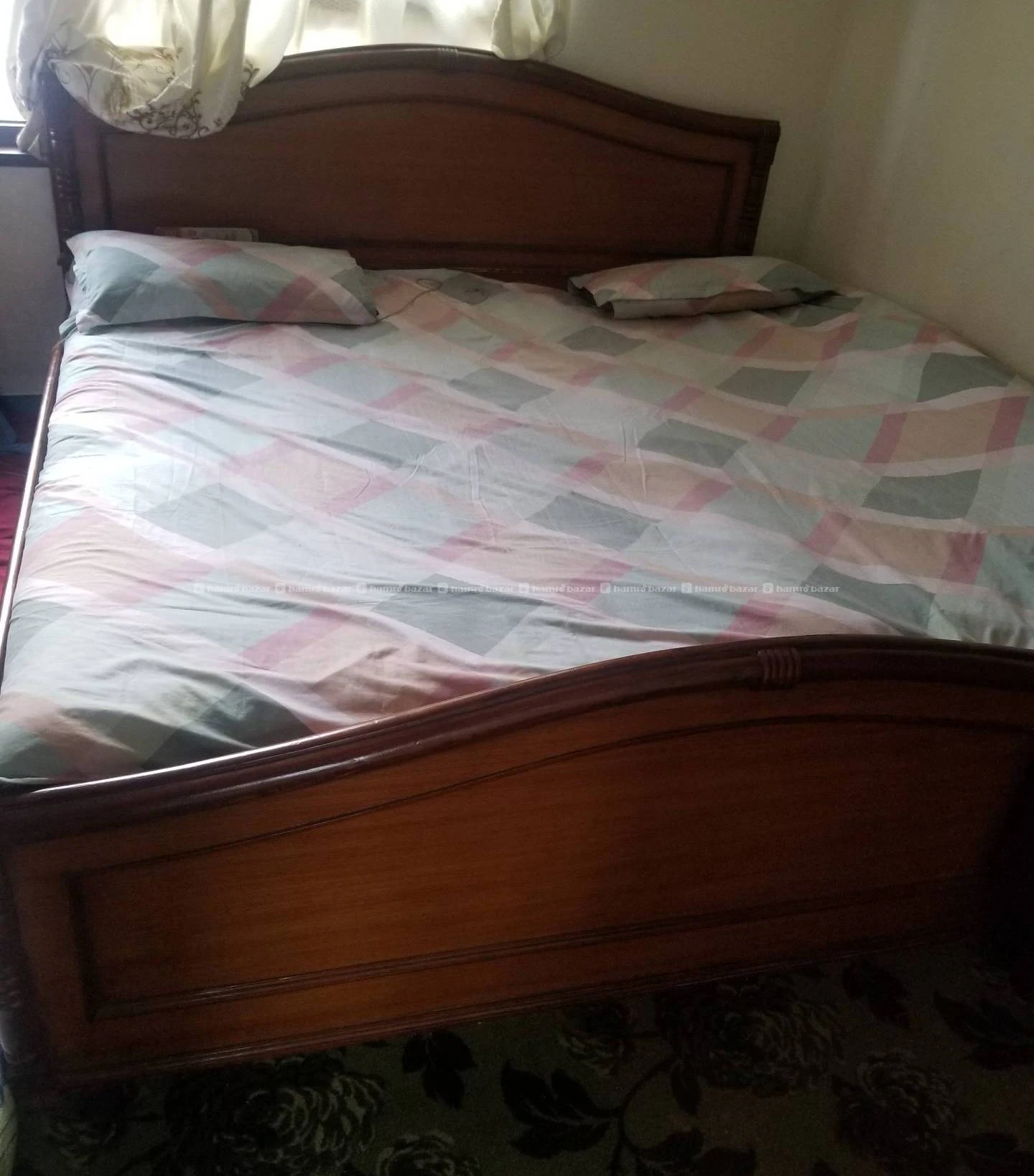 Master bed 2