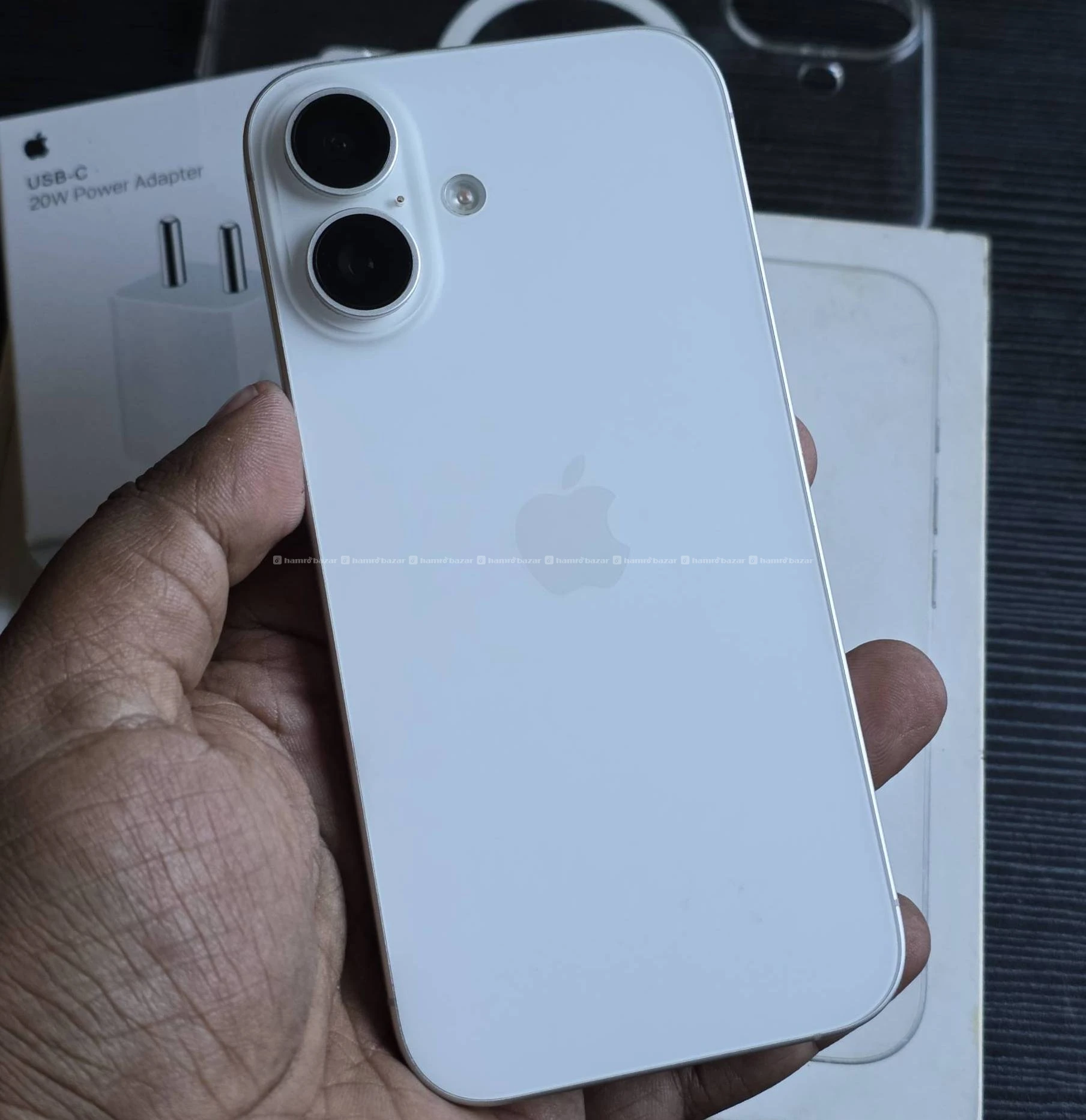 iPhone 16 128gb with box & all 4