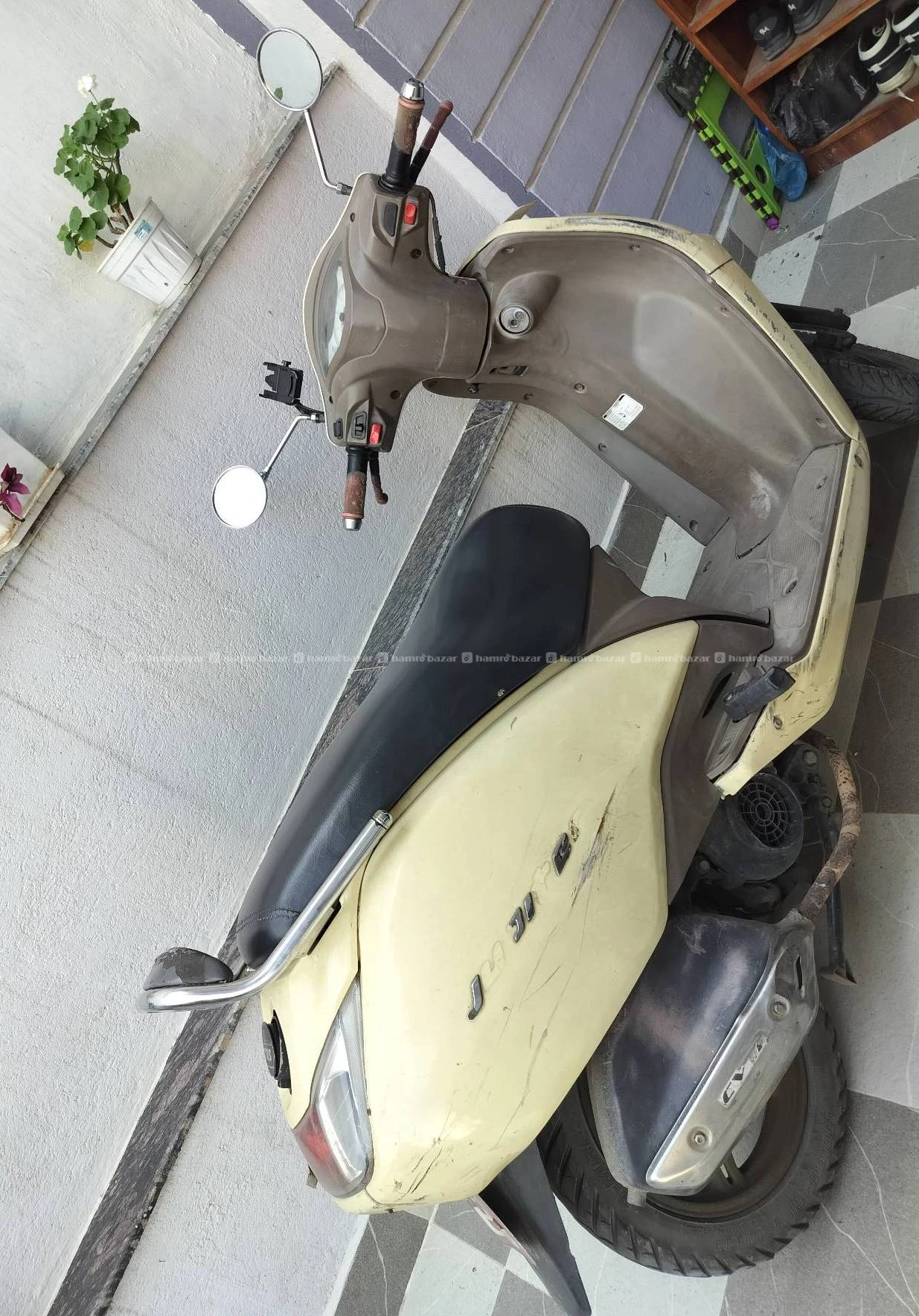 TvsJupiterscooterfor sale totally fresh condition 4