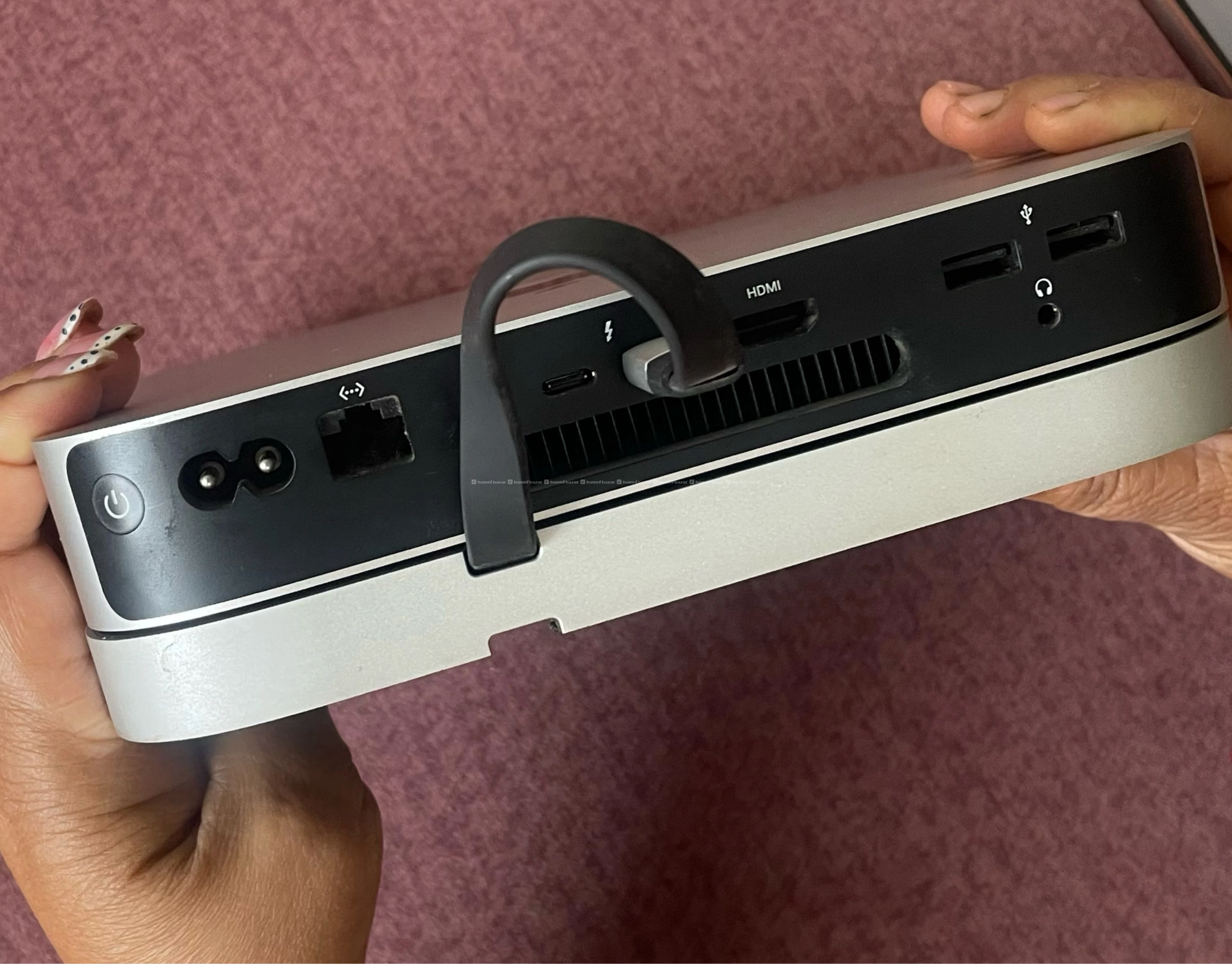 M2 Mac Mini 24GB Ram w/Free Stand & Hub 2