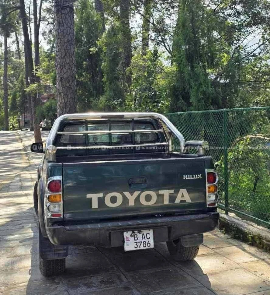 Toyota Hilux 2009 model 
9818846575 or 9768397661