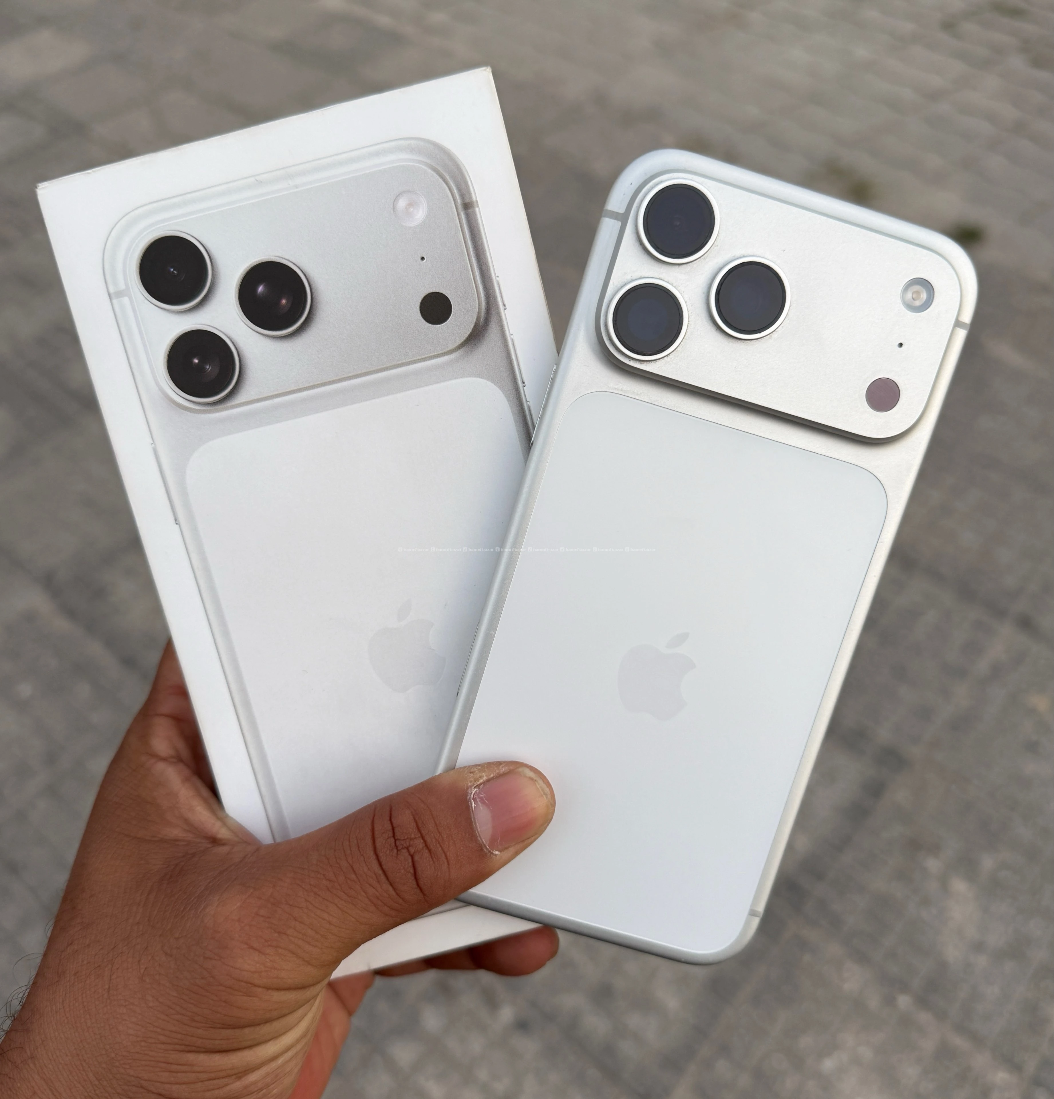 Iphone 17 pro max (Physical Sim)