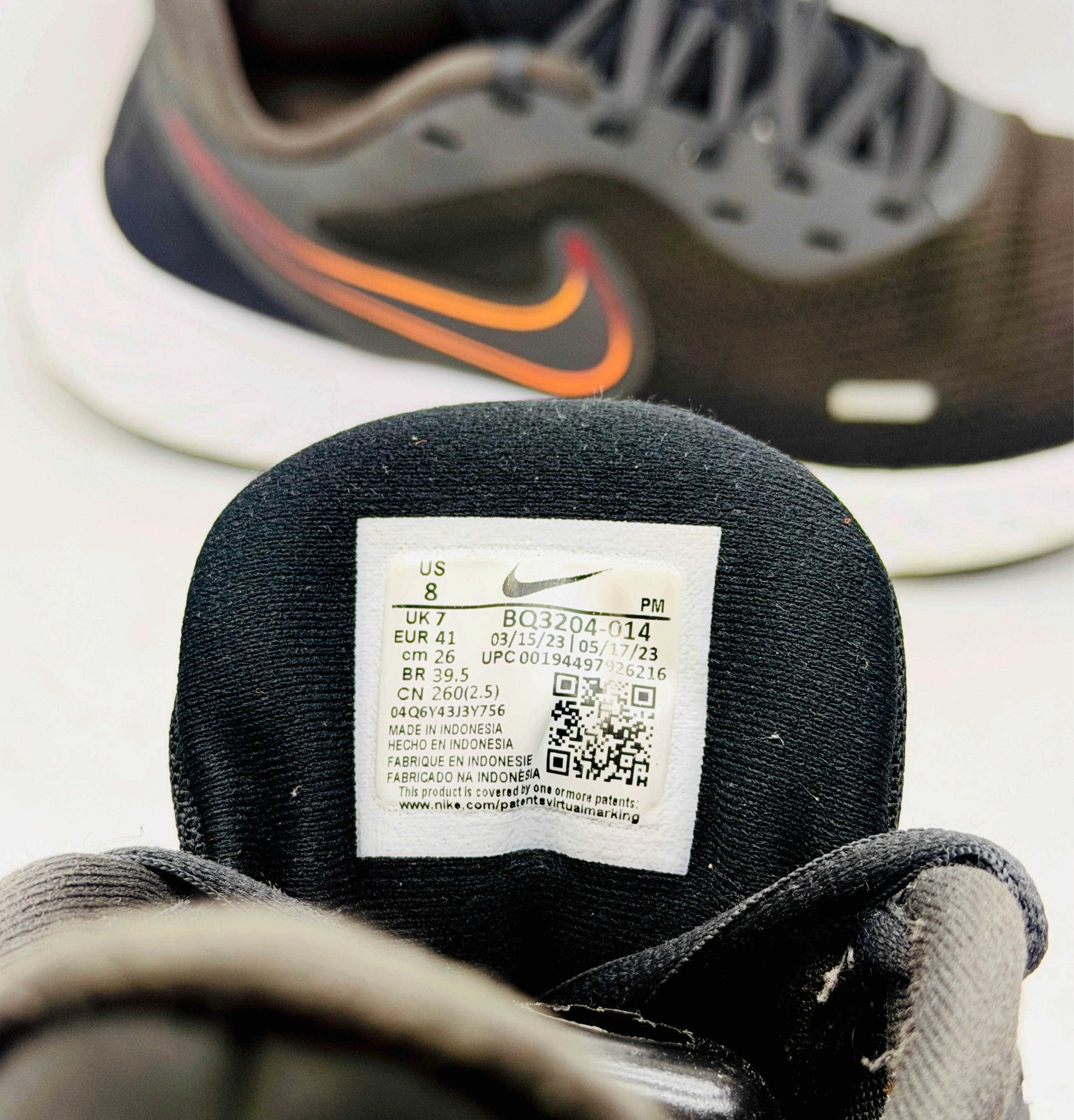 NIKE MENS TEXTILE REVOLUTION 5 RUNNING SHOES 4