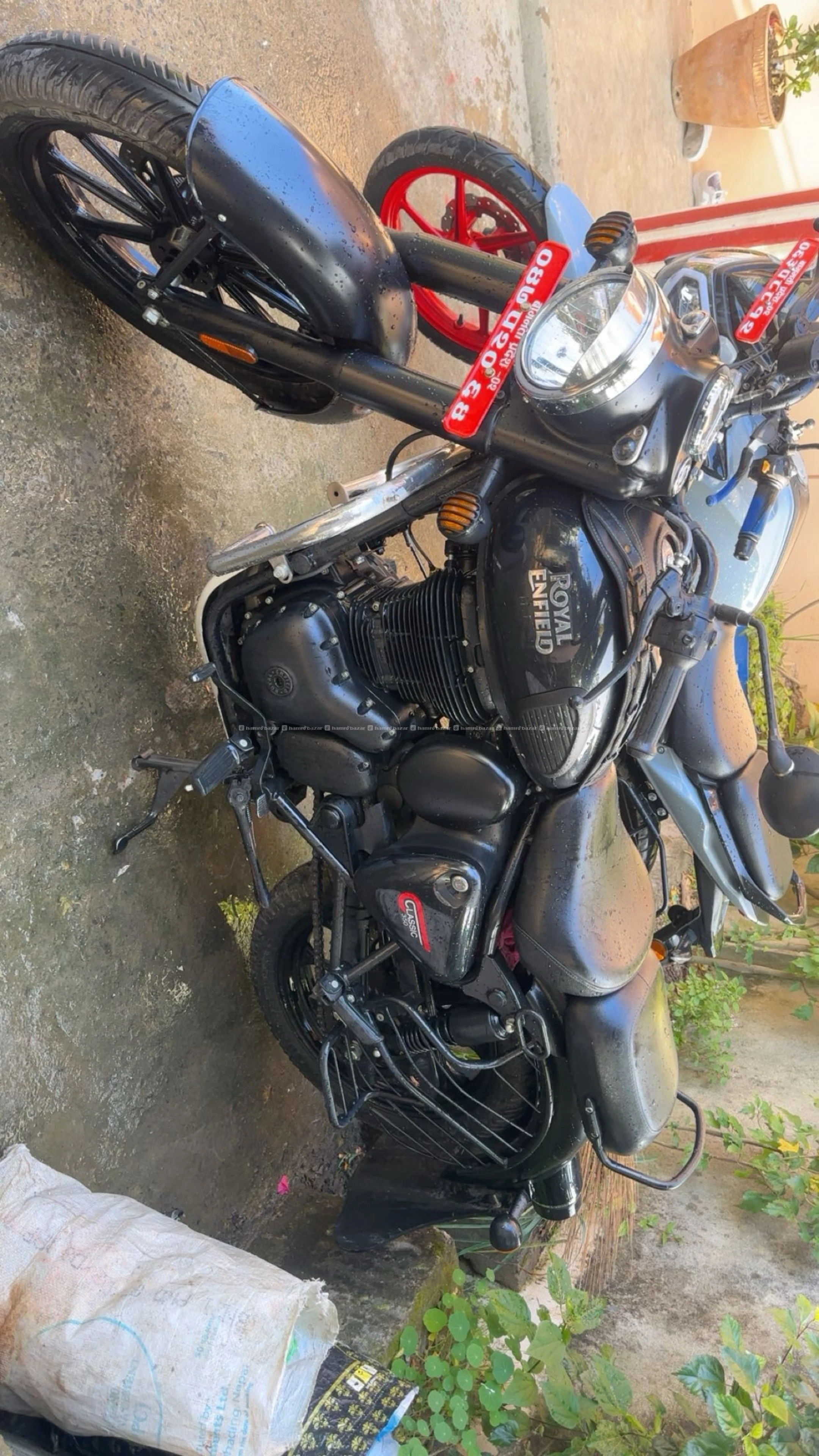 Classic bullet350 
Black colour