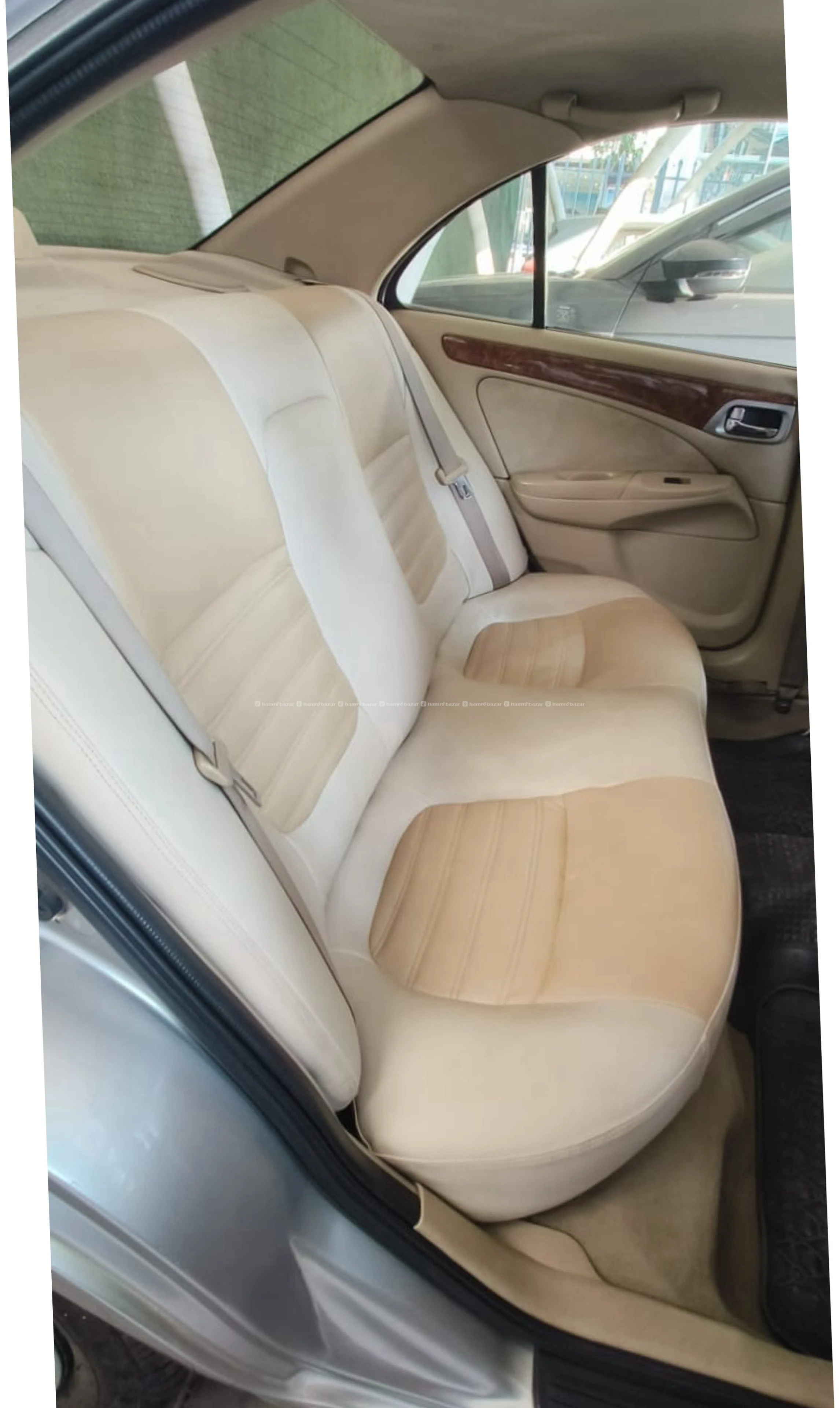 Nissan Sunny Super Salon - Single Owner 4
