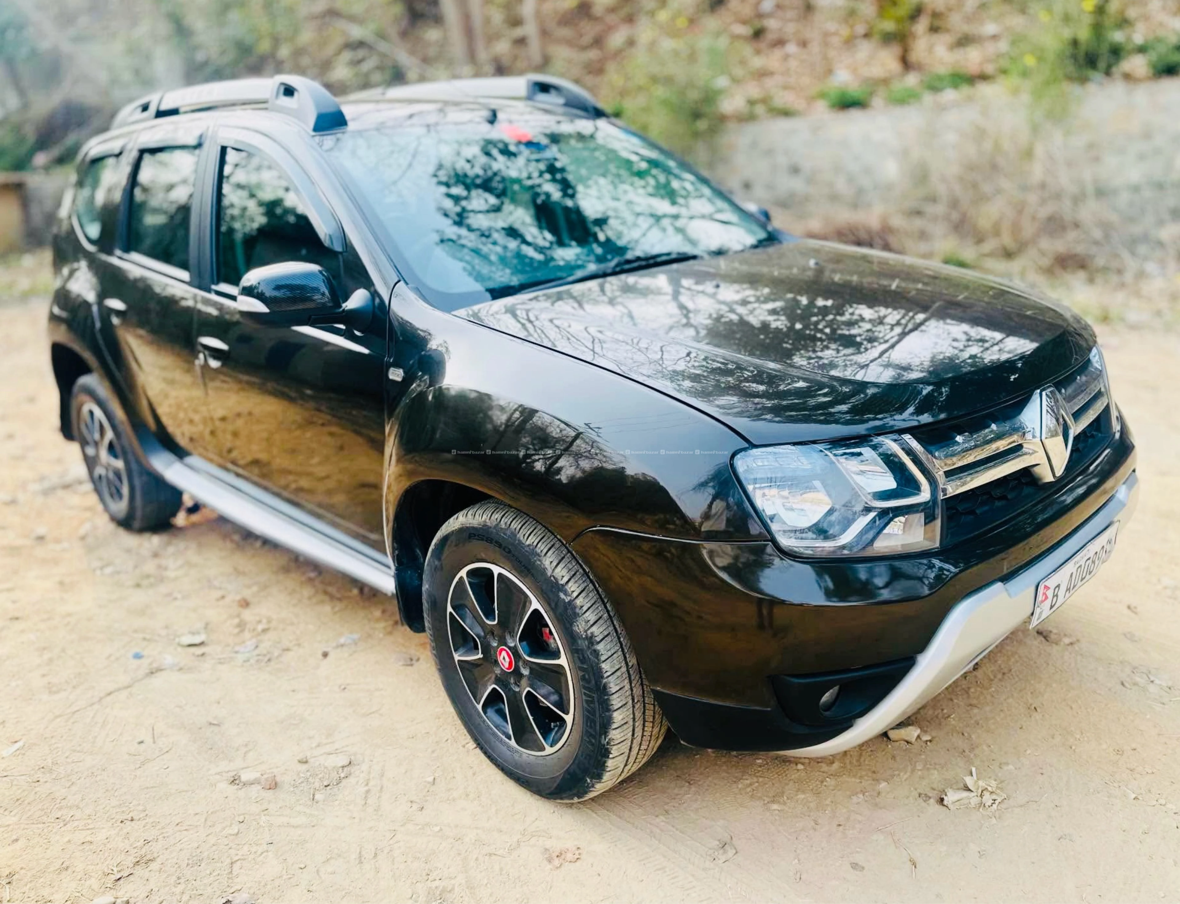 RENAULT DUSTER RXZ+ SINGLE HAND 4WD JEEP