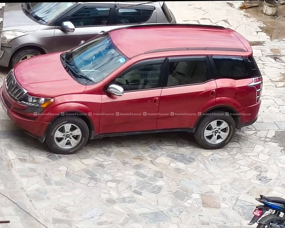 Car
Mahindra xuv 500