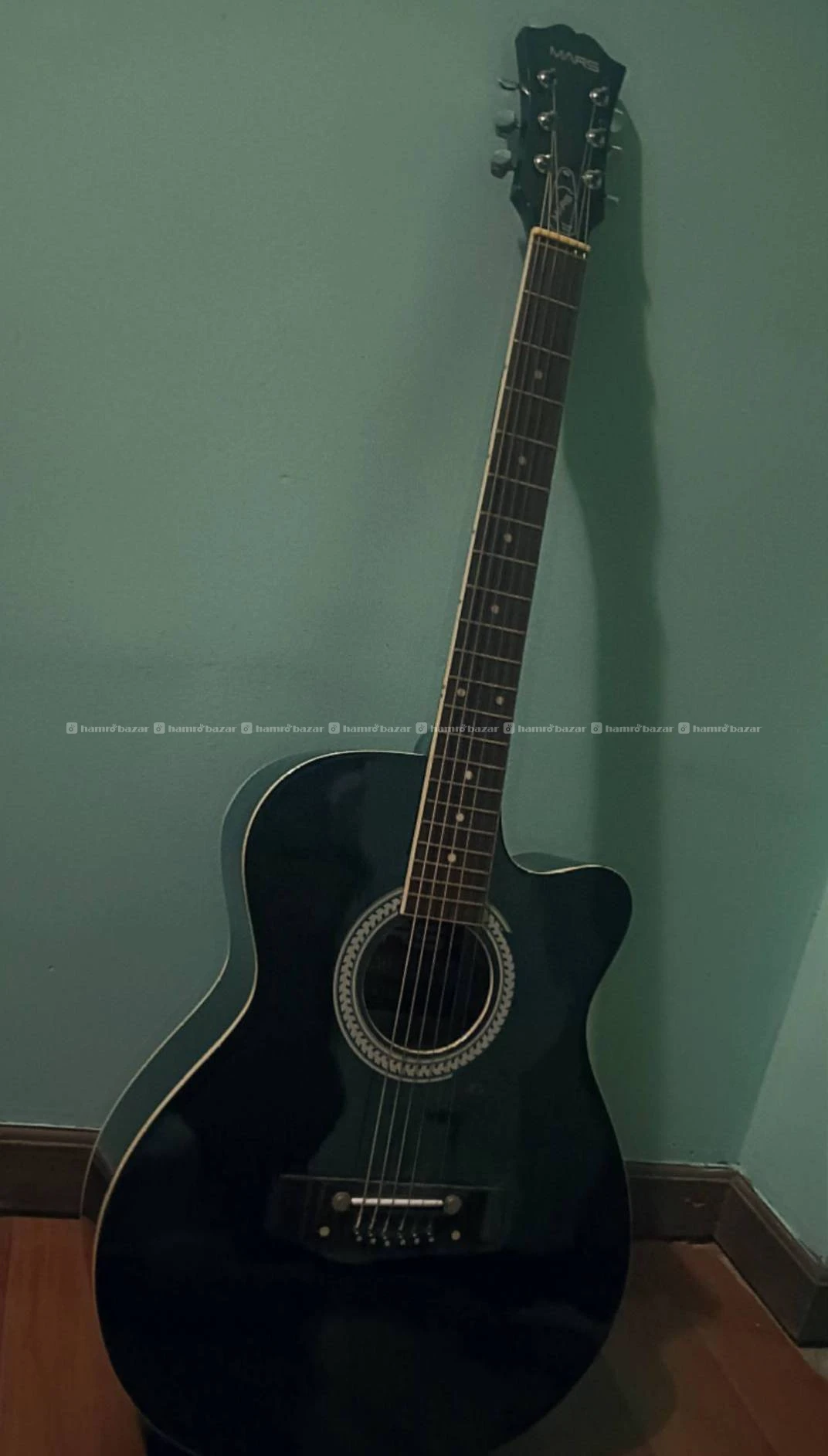 Mars acoustic guitar