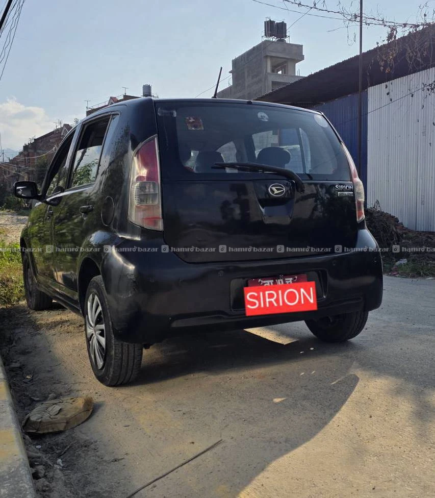 Daihatsu sirioon 2009 model 3