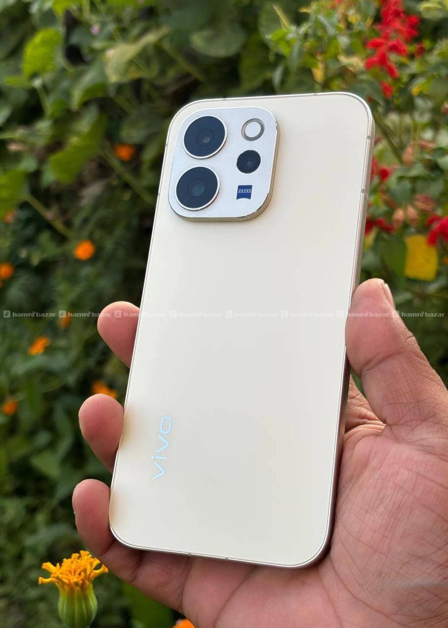 Vivo v70 5g 8/256 non open phone like new🙏