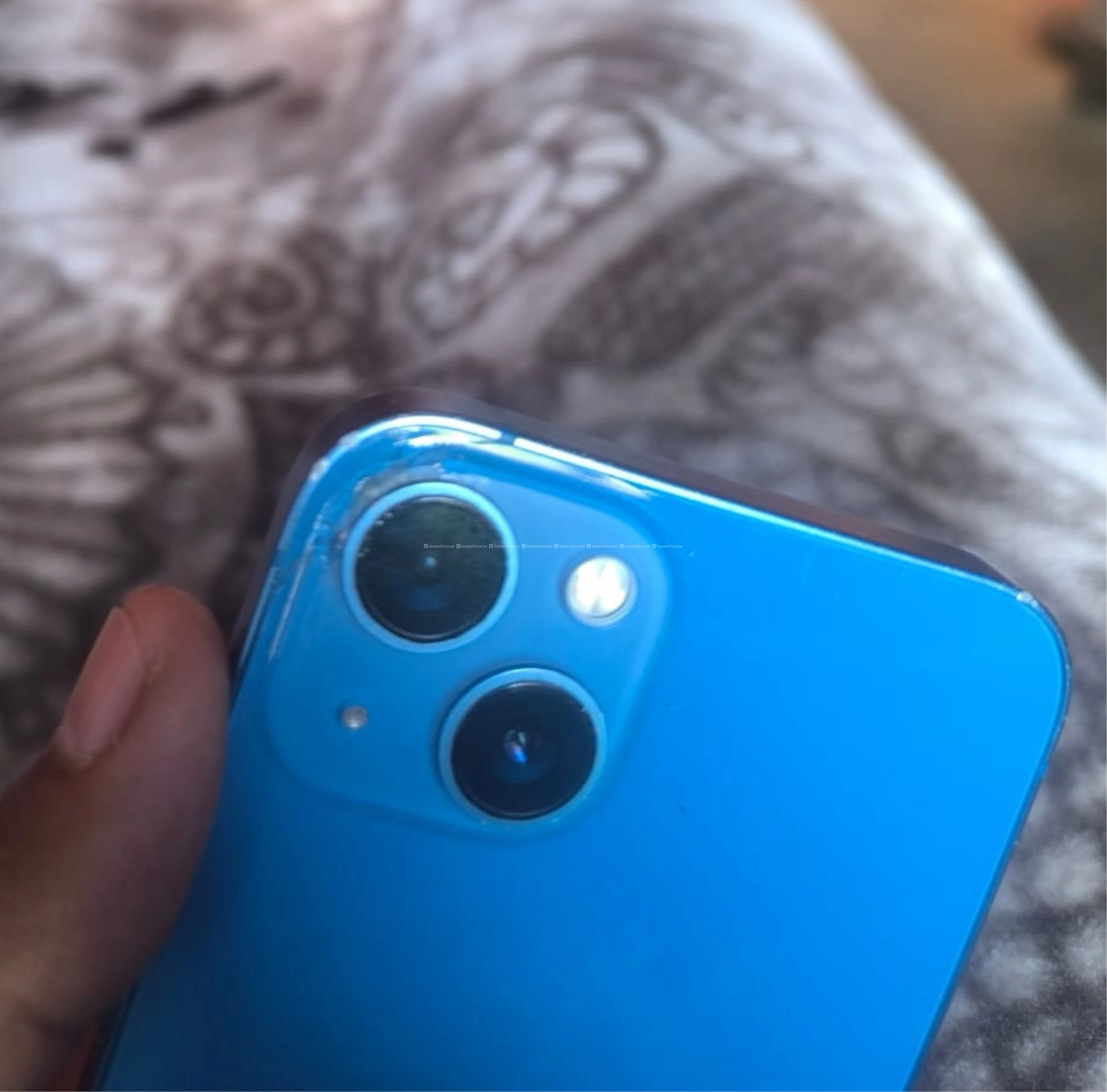 IPhone 13 4