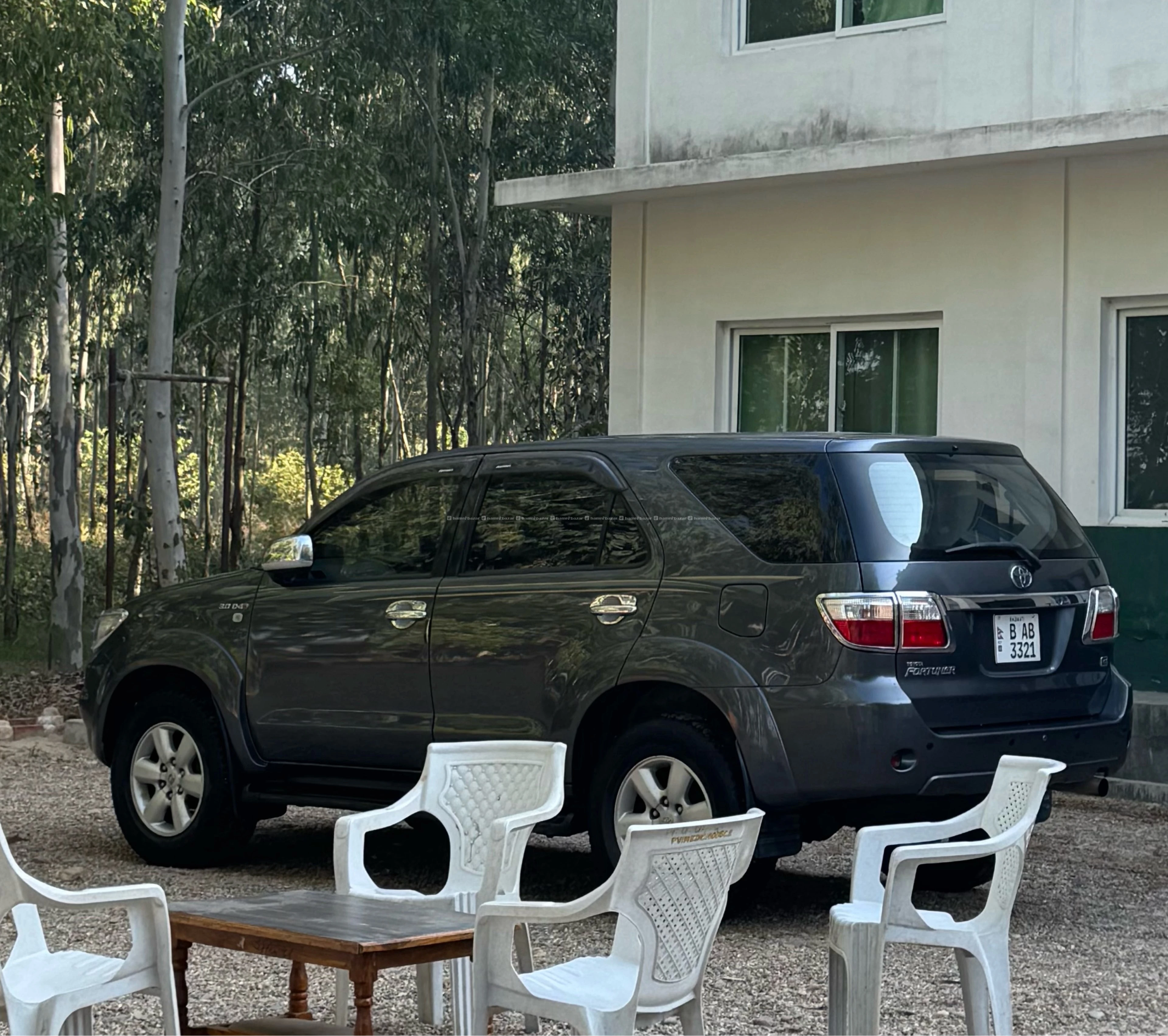 Toyota Fortuner very fresh geniuene km 2