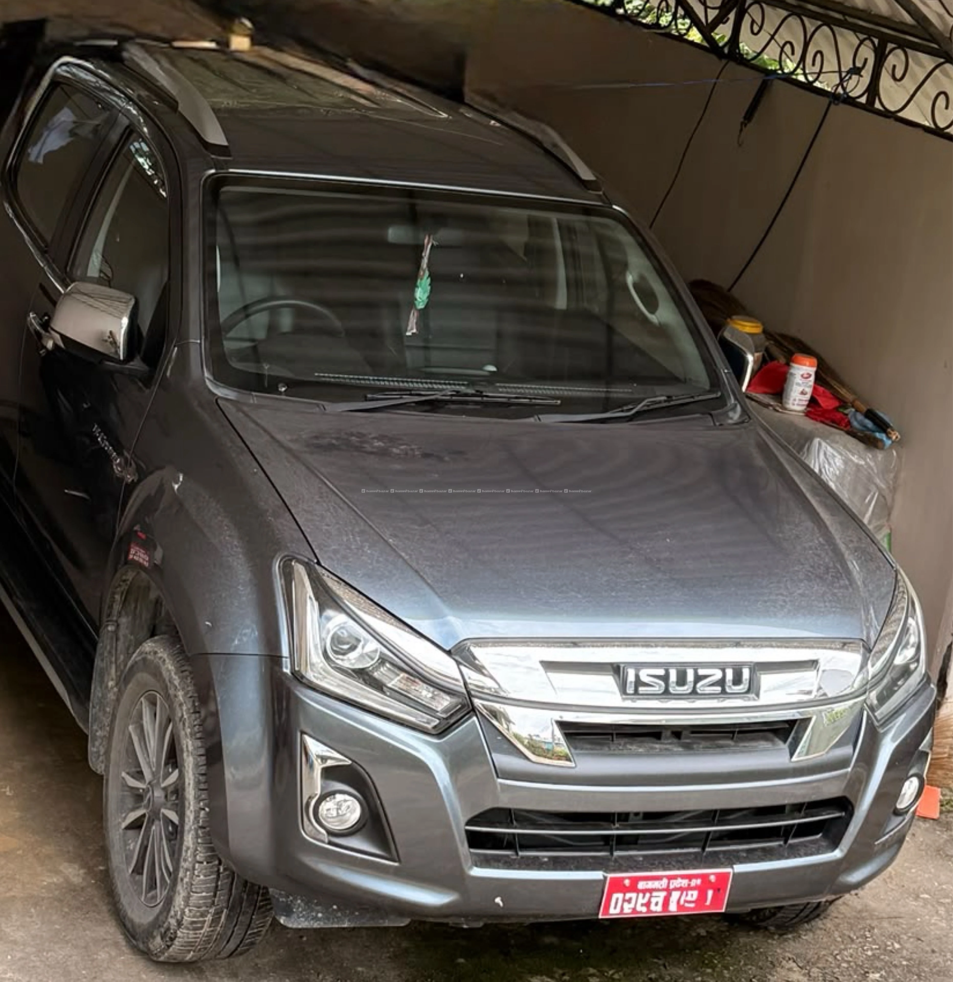 Isuzu-vcross