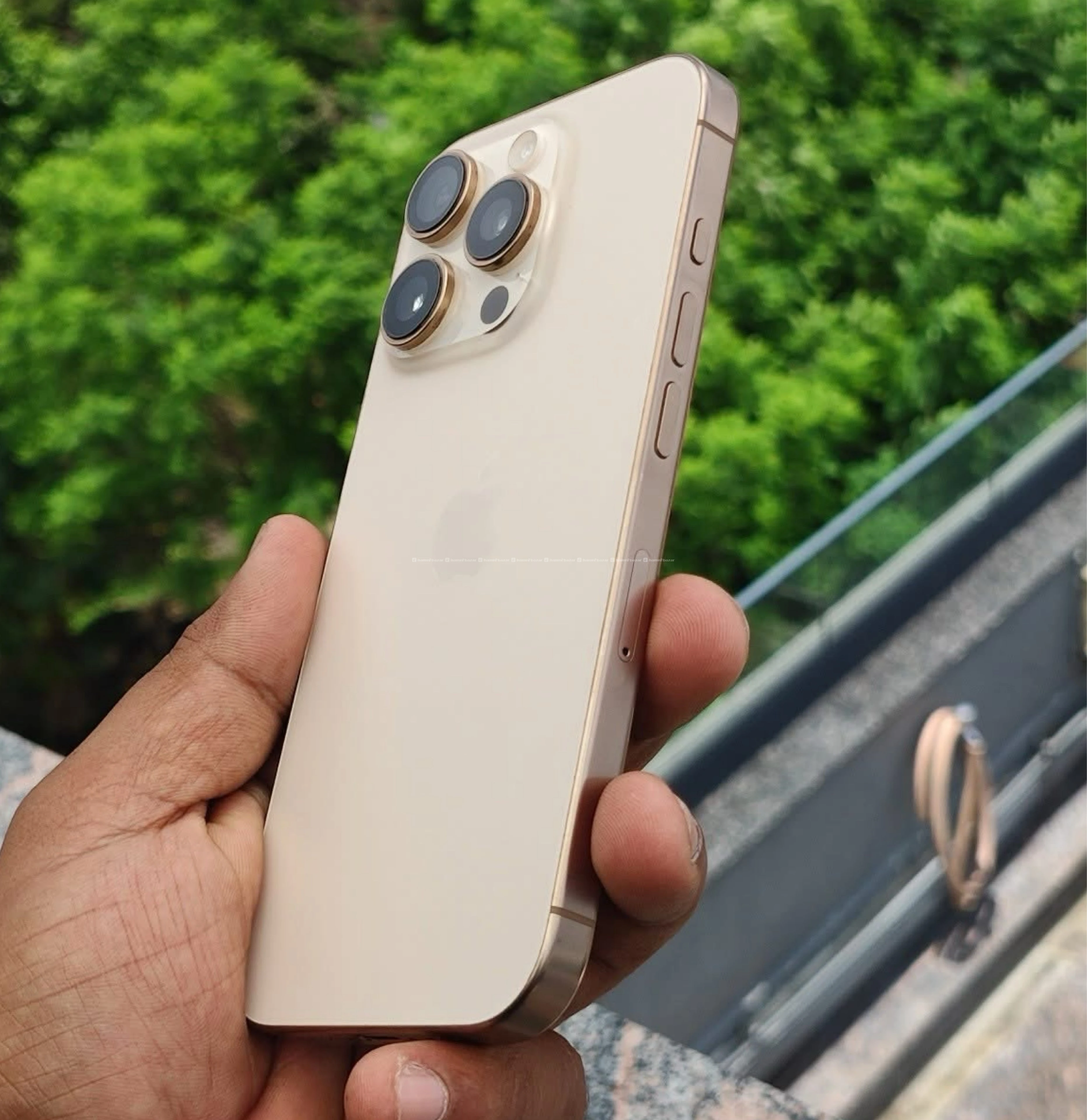 Iphone 16 pro max 256gb with box fix price 2