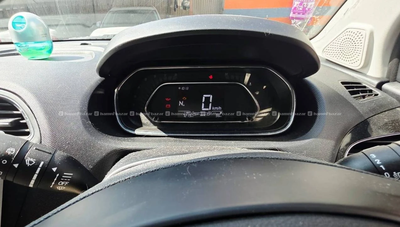 Tata Tiago XZ Automatic with 360 deg camera 3