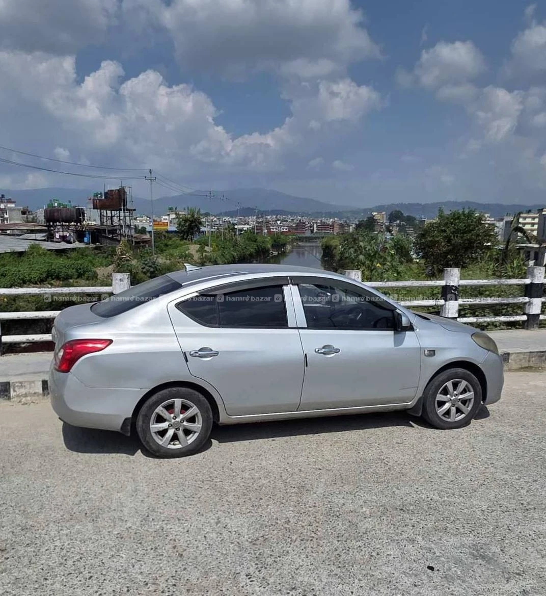 Nissan sunny 2013 model
9818846575 or 9768397661