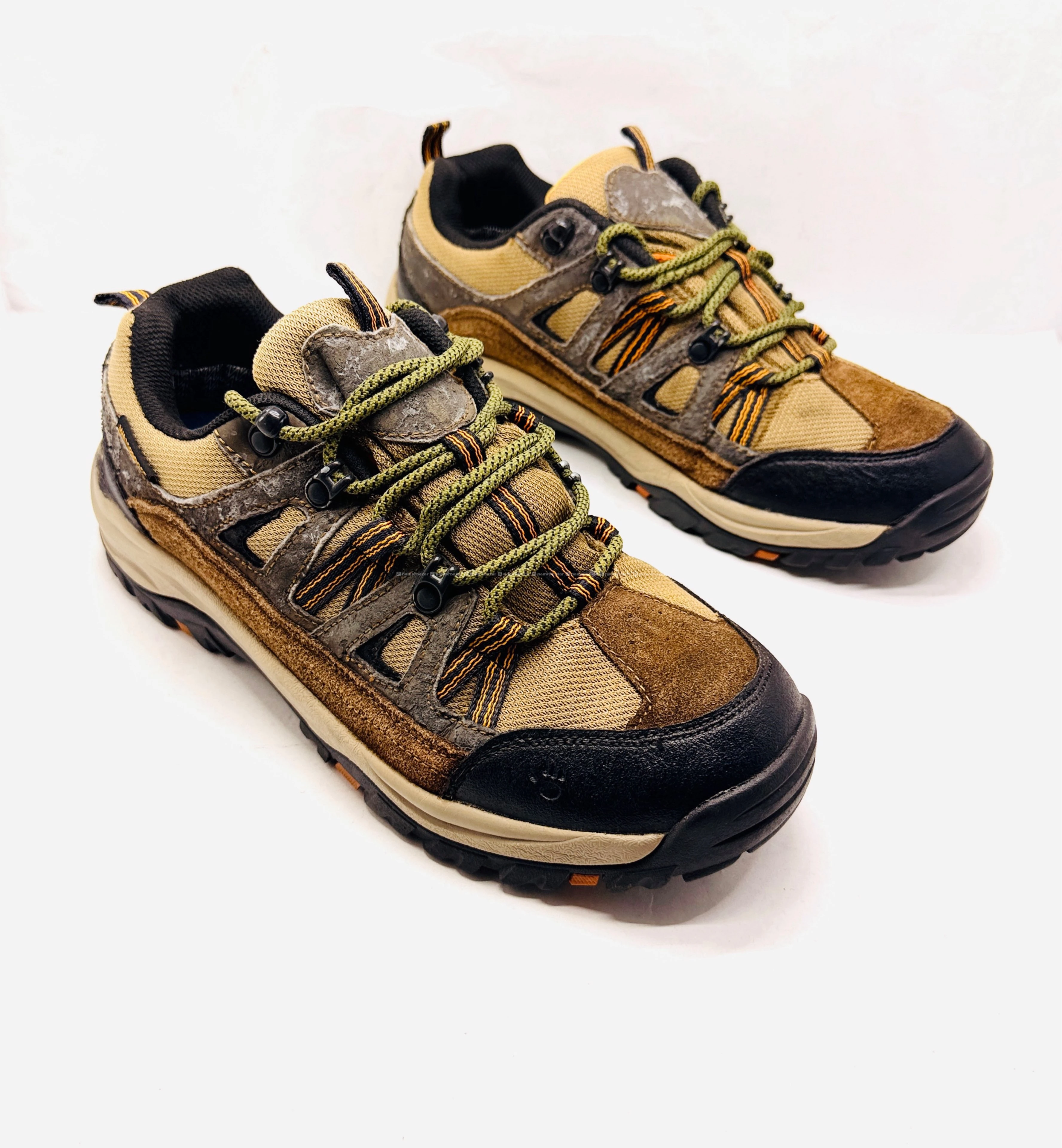 BEAR PAW MENS OUTDOOR BOOTS 6