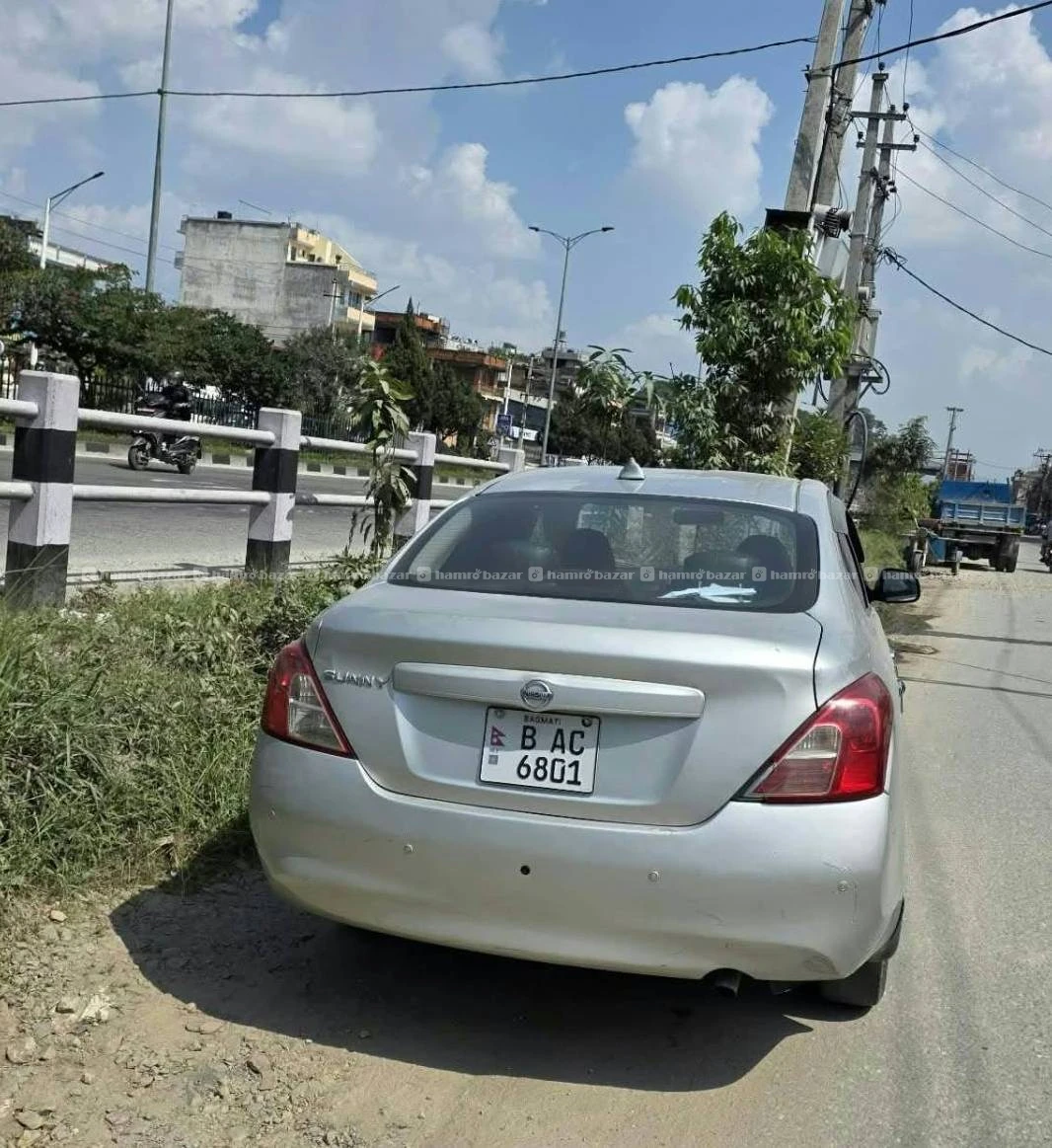 Nissan sunny 2013 model
9818846575 or 9768397661 5